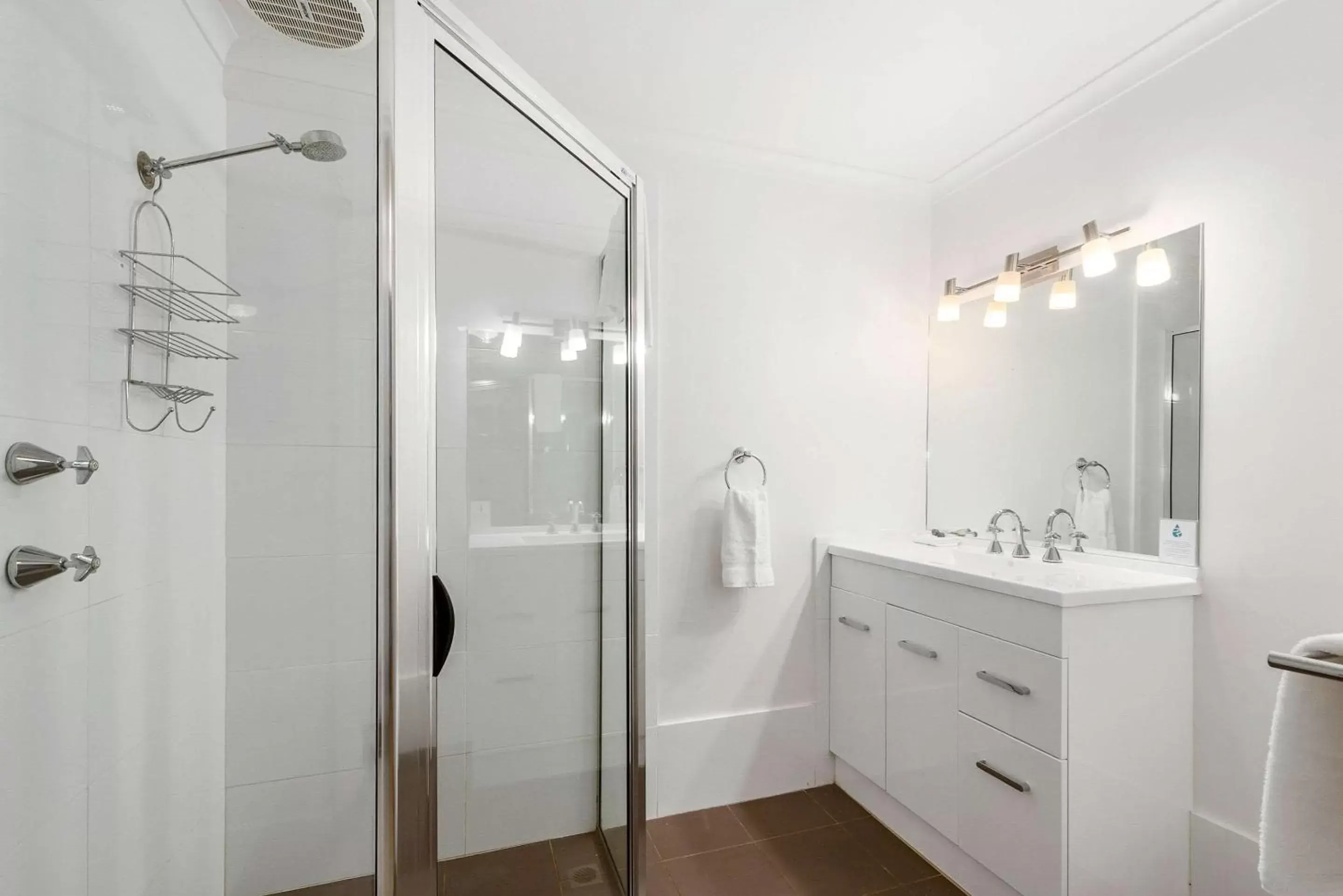 Bedroom, Bathroom in Comfort Inn & Suites Riverland