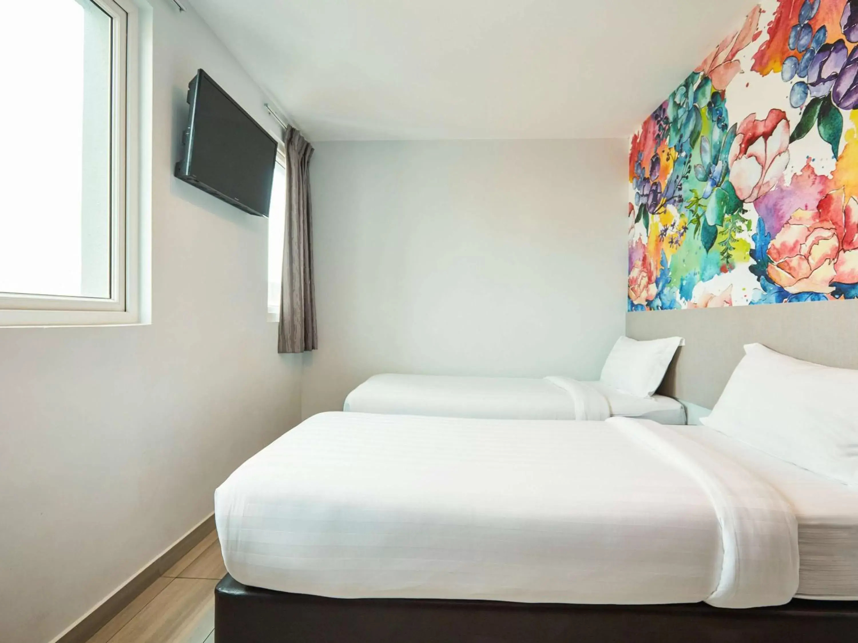 Bedroom, Bed in ibis budget Singapore Selegie