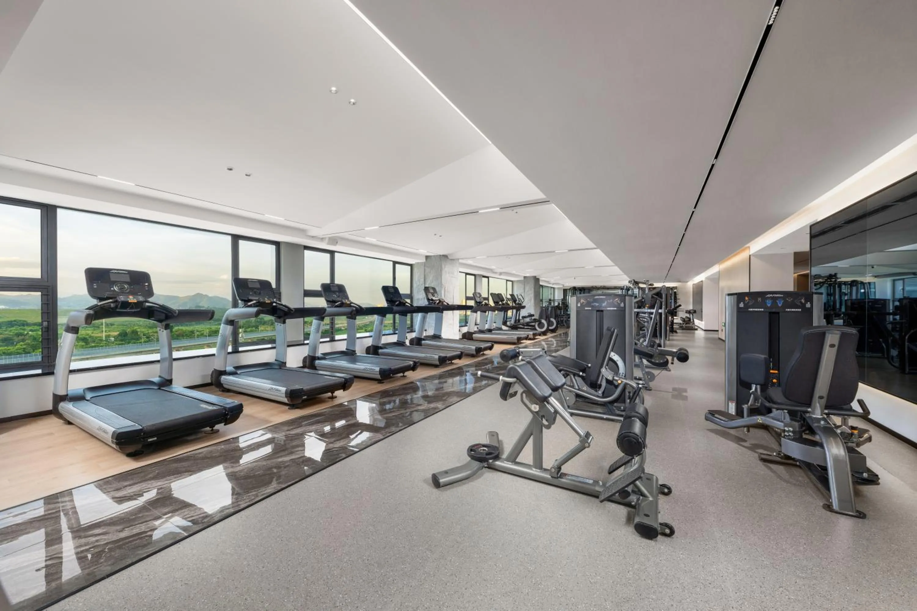 Fitness centre/facilities in EVEN Hotels Shenzhen Guangming Cloud Park by IHG