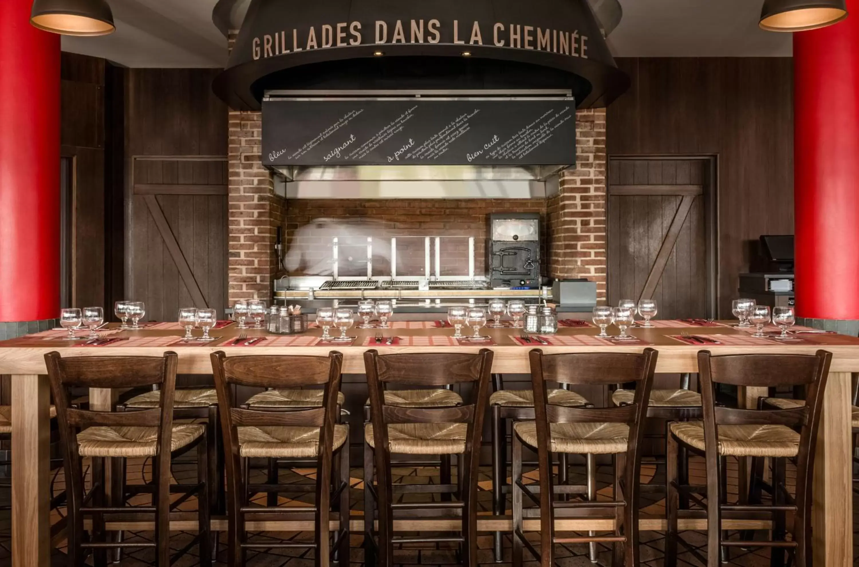 Restaurant/Places to Eat in ibis Paris La Defense Courbevoie