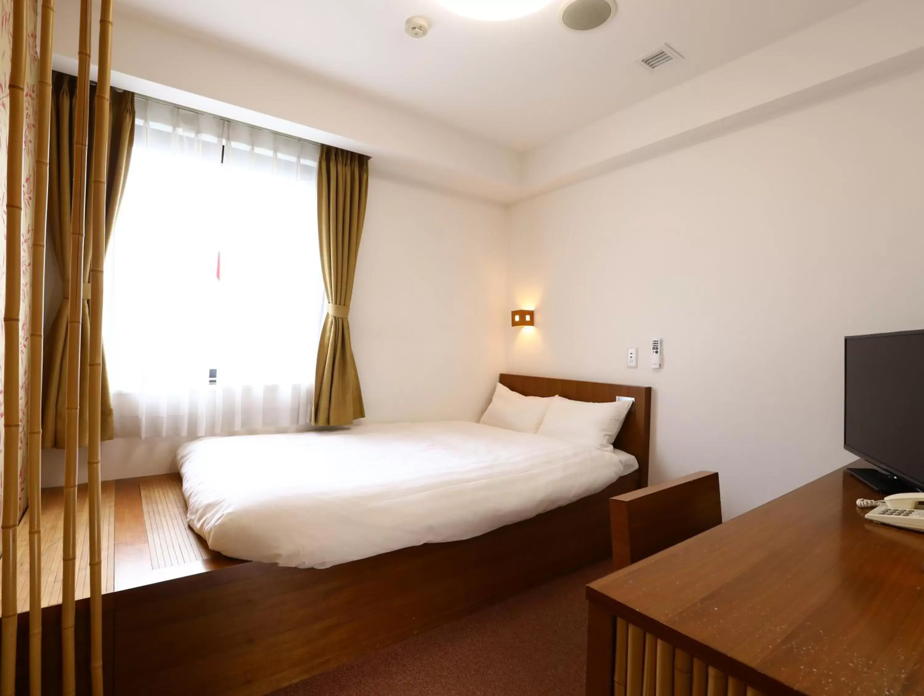 Photo of the whole room, Bed in Hotel Wing International Himeji