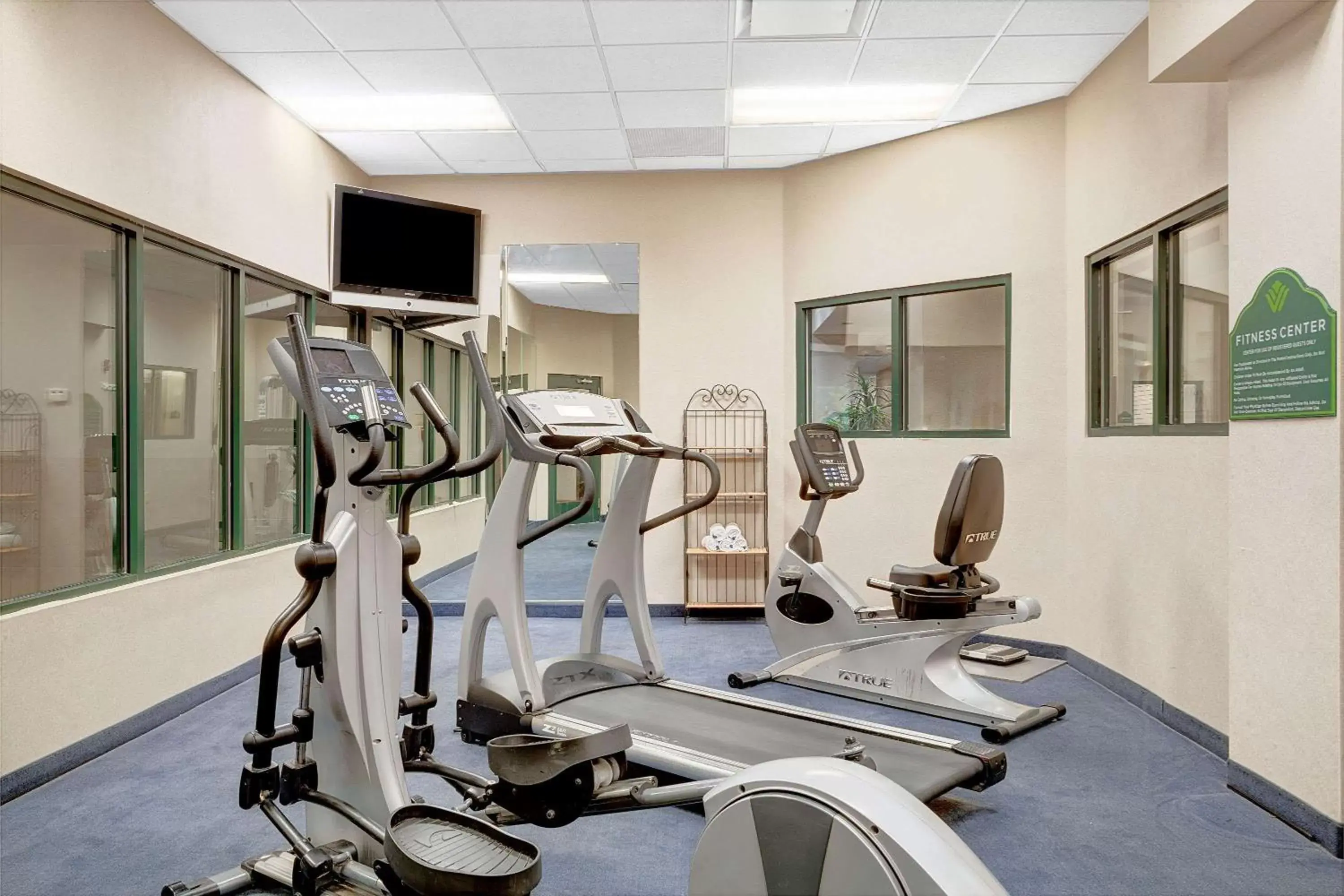 Fitness centre/facilities, Fitness Center/Facilities in Wingate by Wyndham Atlanta Fairburn