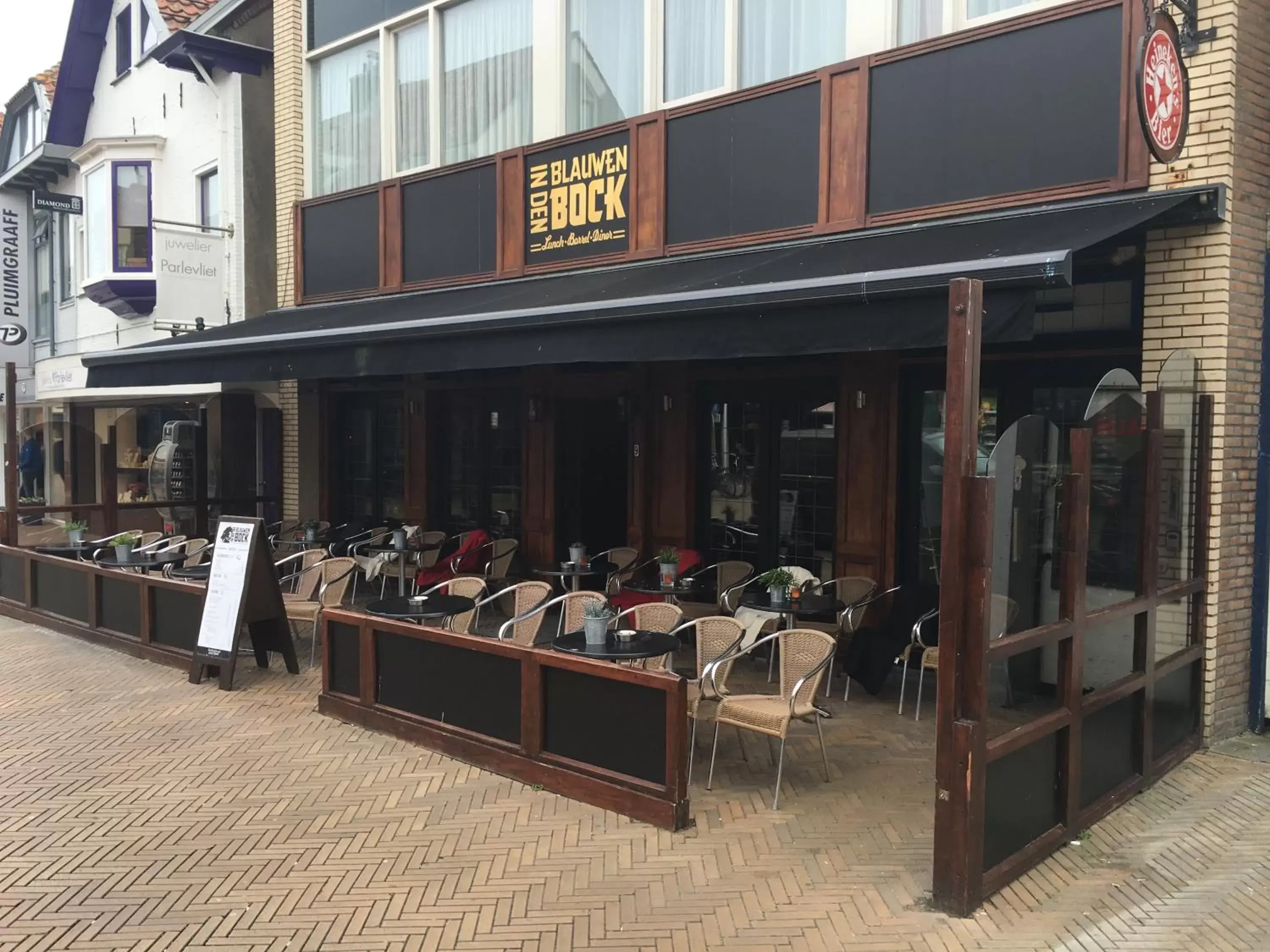 Restaurant/places to eat in Beach Hotel Katwijk