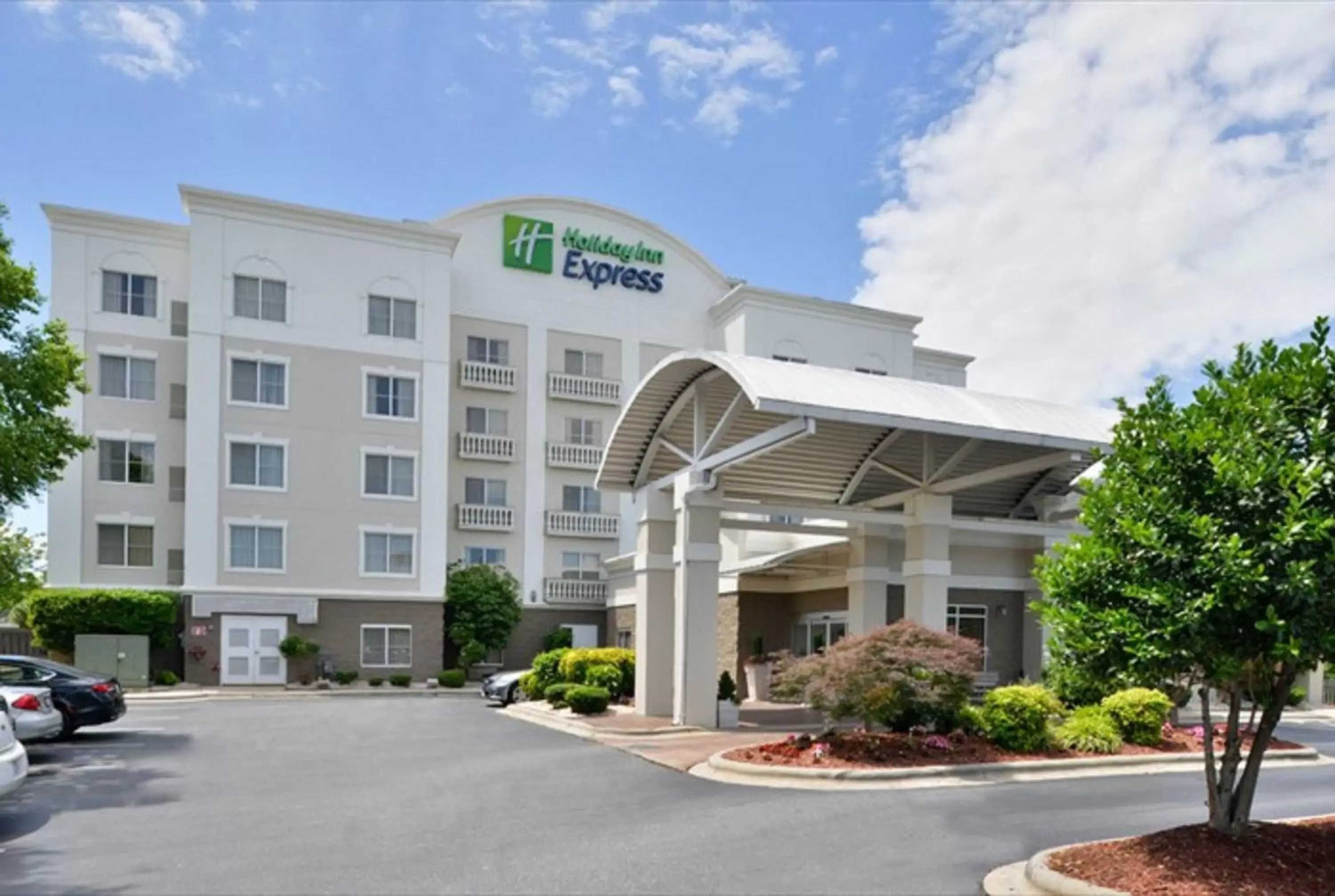 Property building in Holiday Inn Express Hotel & Suites Mooresville - Lake Norman, an IHG Hotel