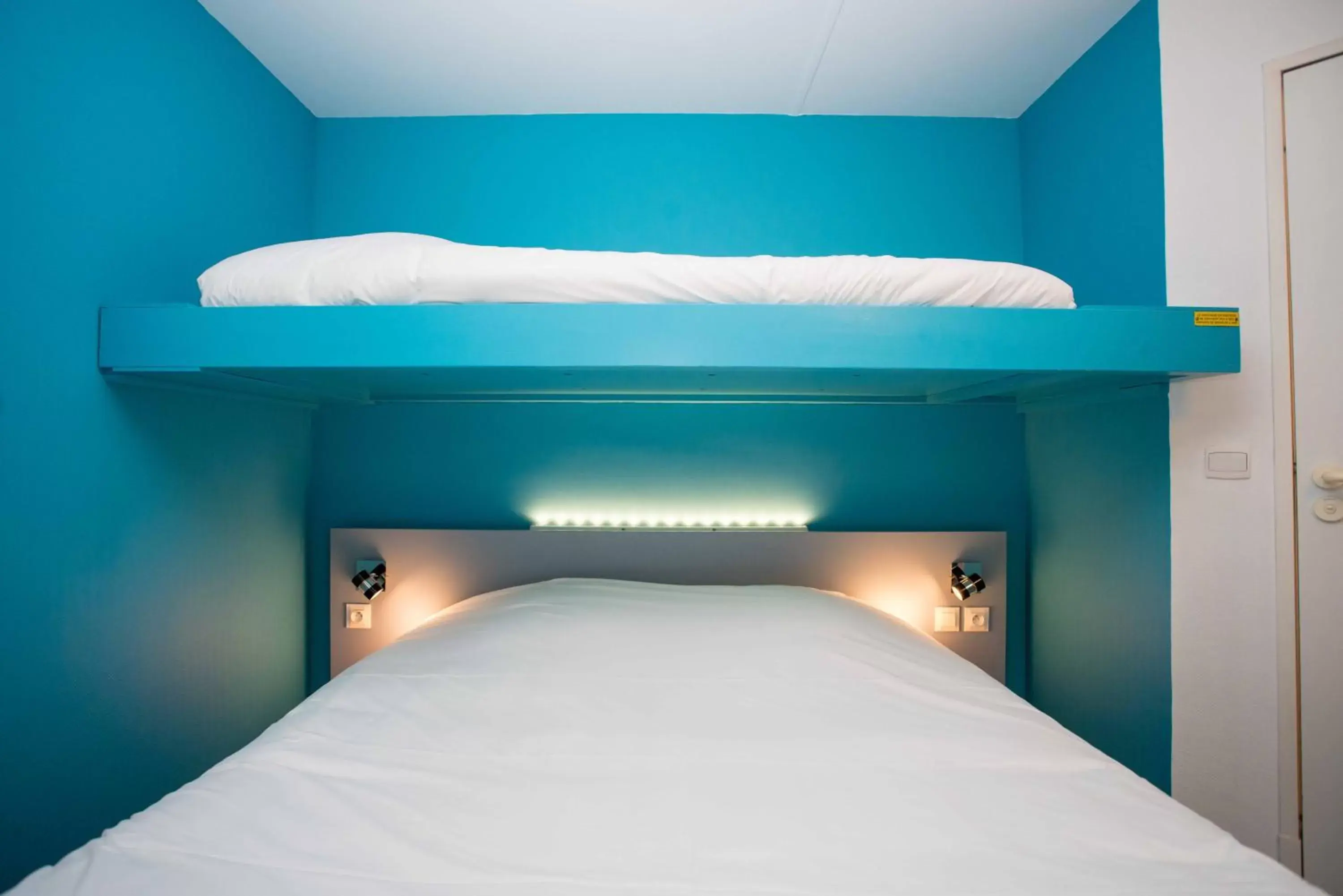 Photo of the whole room, Bunk Bed in Fasthotel Artigues