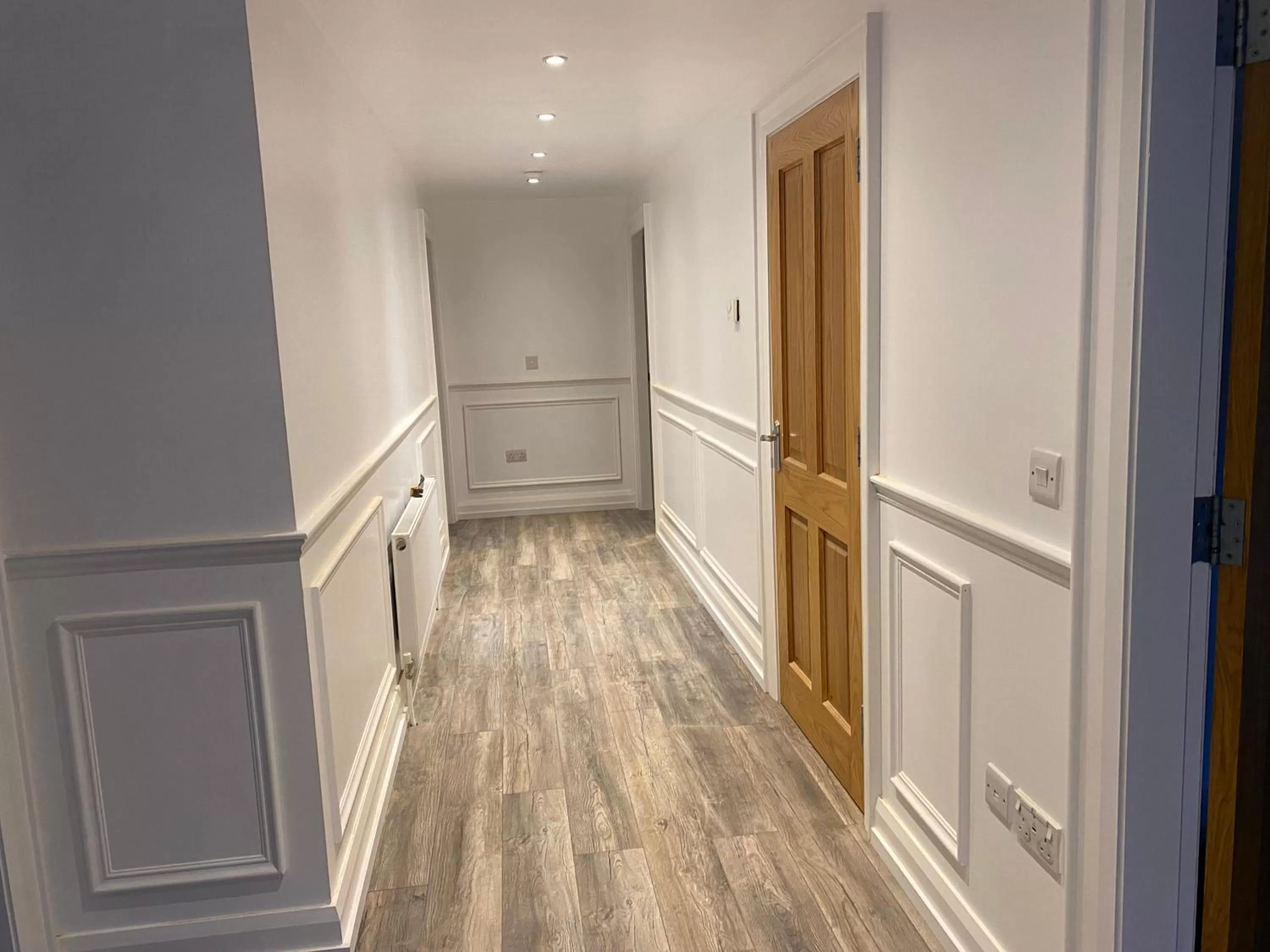 Property building in Rostrevor Valley Holiday Park Rooms with Hot tub and car service