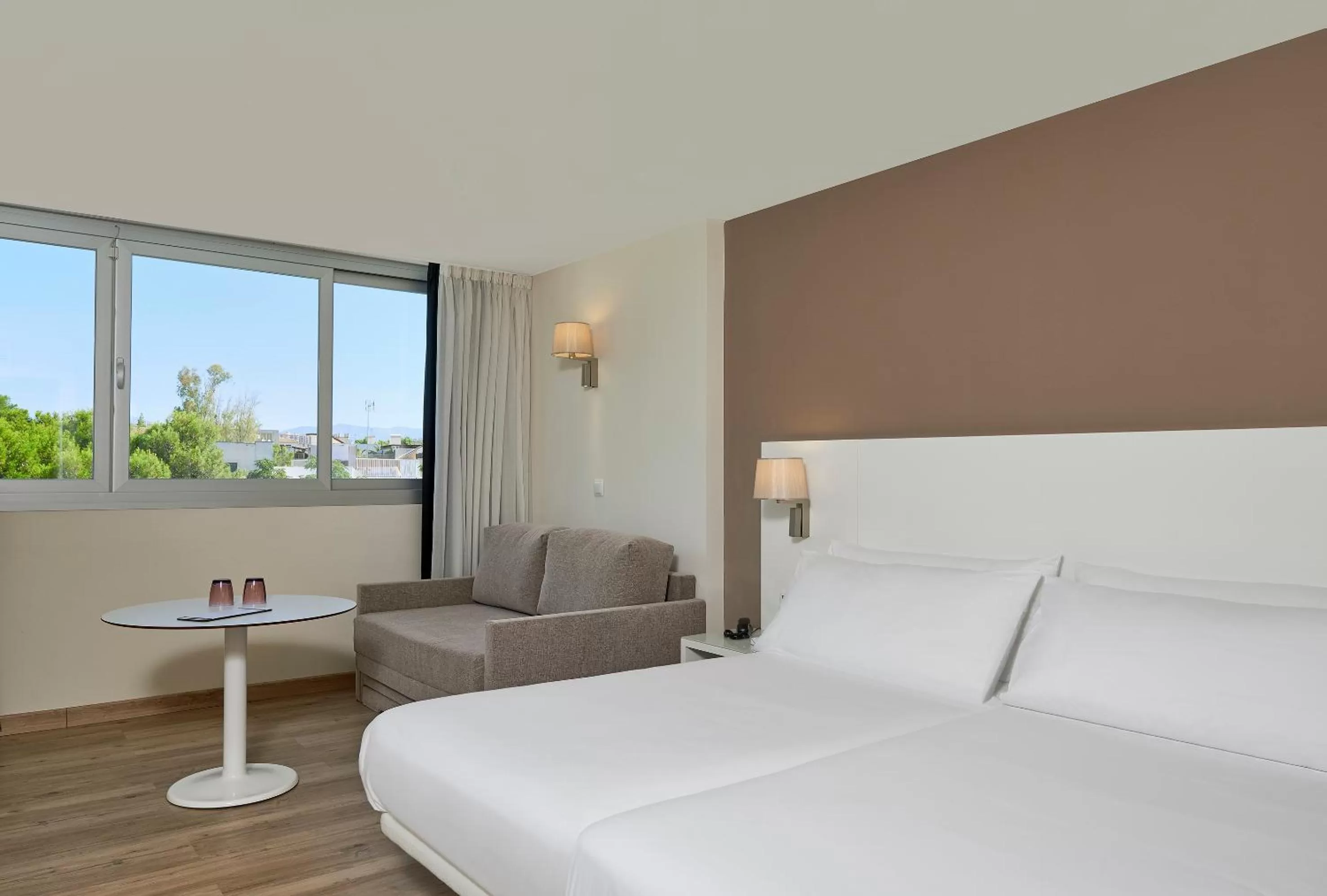 Bedroom, Bed in INNSiDE by Meliá Palma Bosque