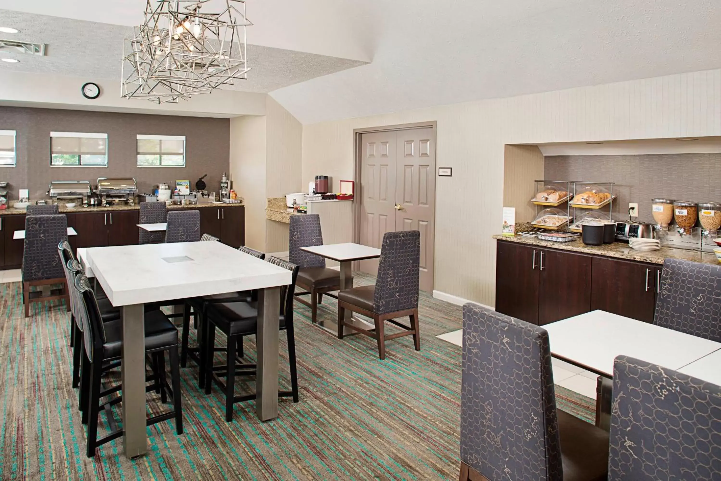 Restaurant/Places to Eat in Residence Inn Lexington North