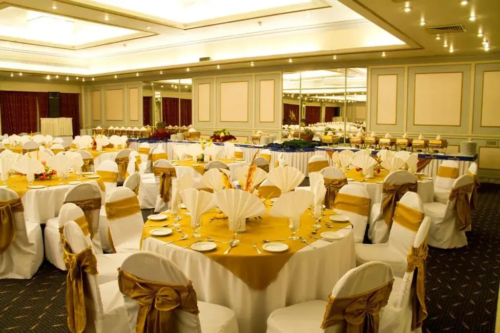 Banquet/Function facilities, Banquet Facilities in Regent Plaza Hotel & Convention Center