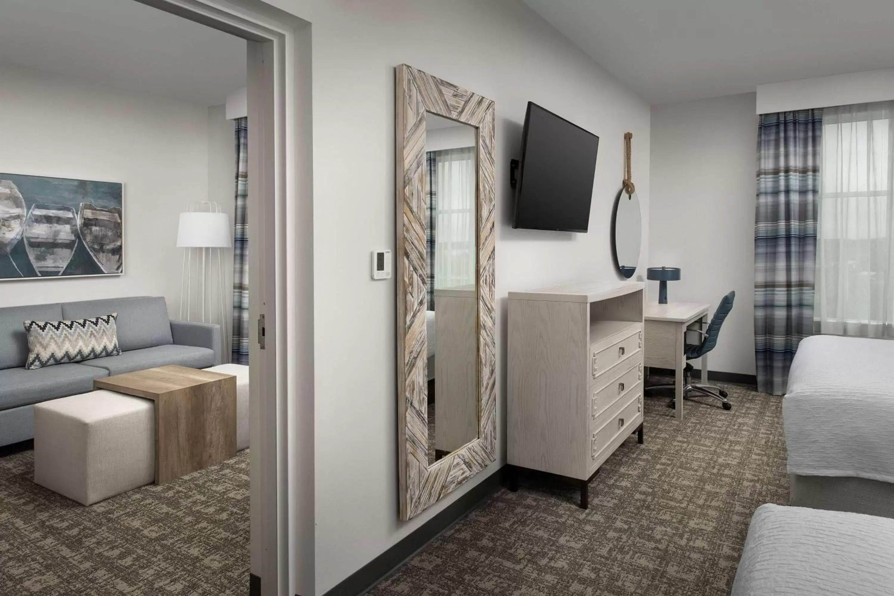 Bedroom, Bed in Homewood Suites By Hilton Destin