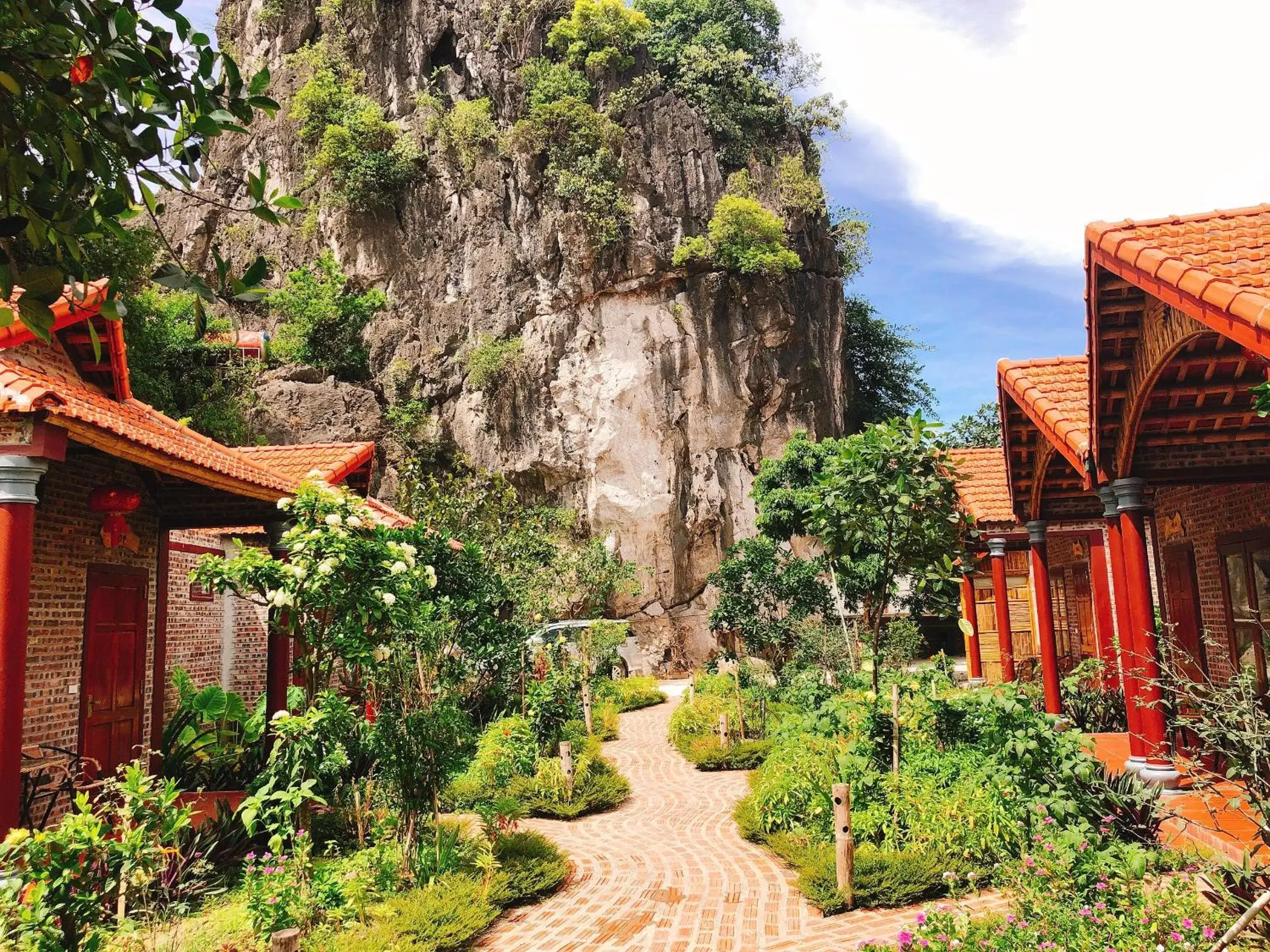 Property building in Ruby Homestay Property building in Ruby Homestay