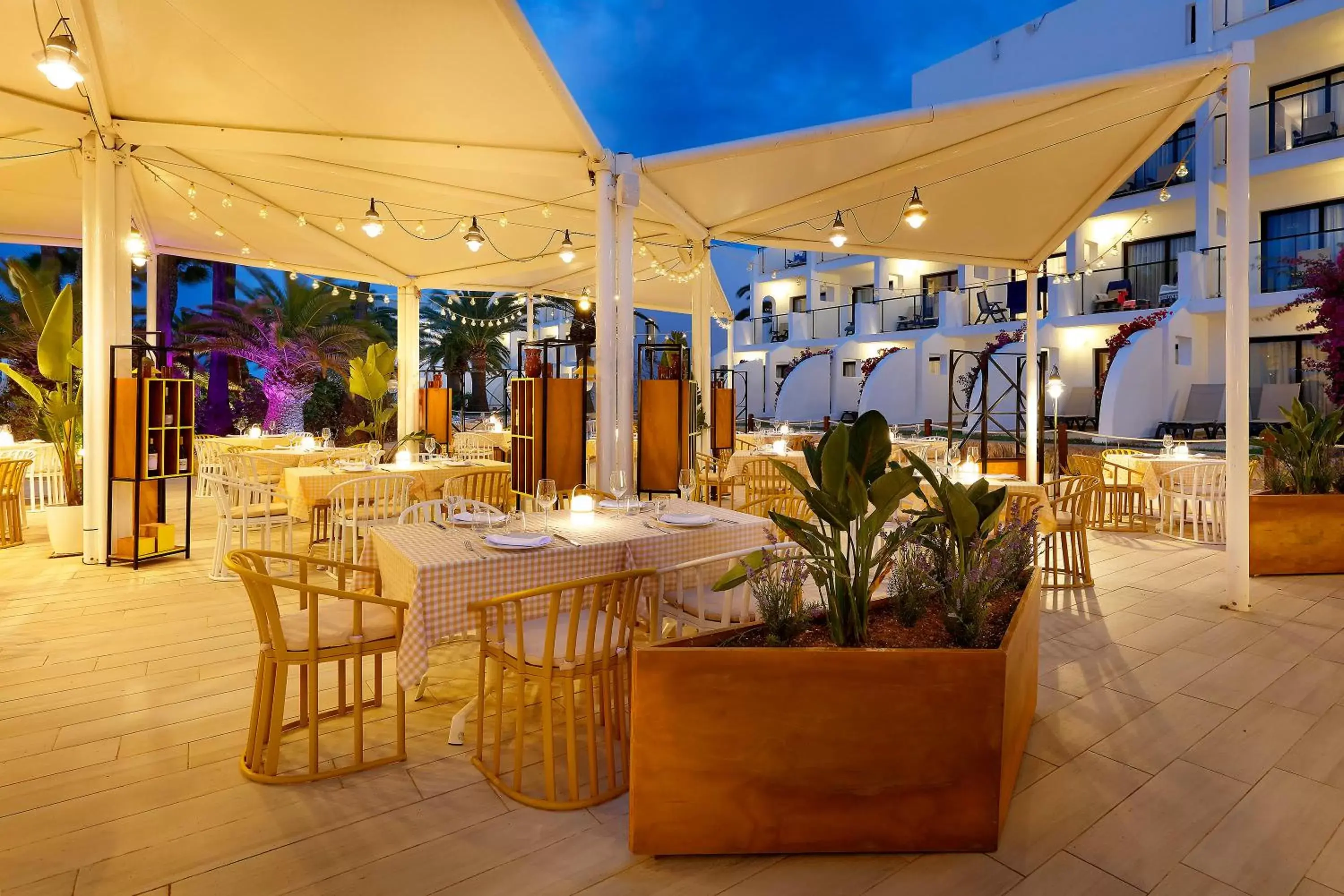 Restaurant/Places to Eat in Grand Palladium Palace Ibiza Resort & Spa- All Inclusive