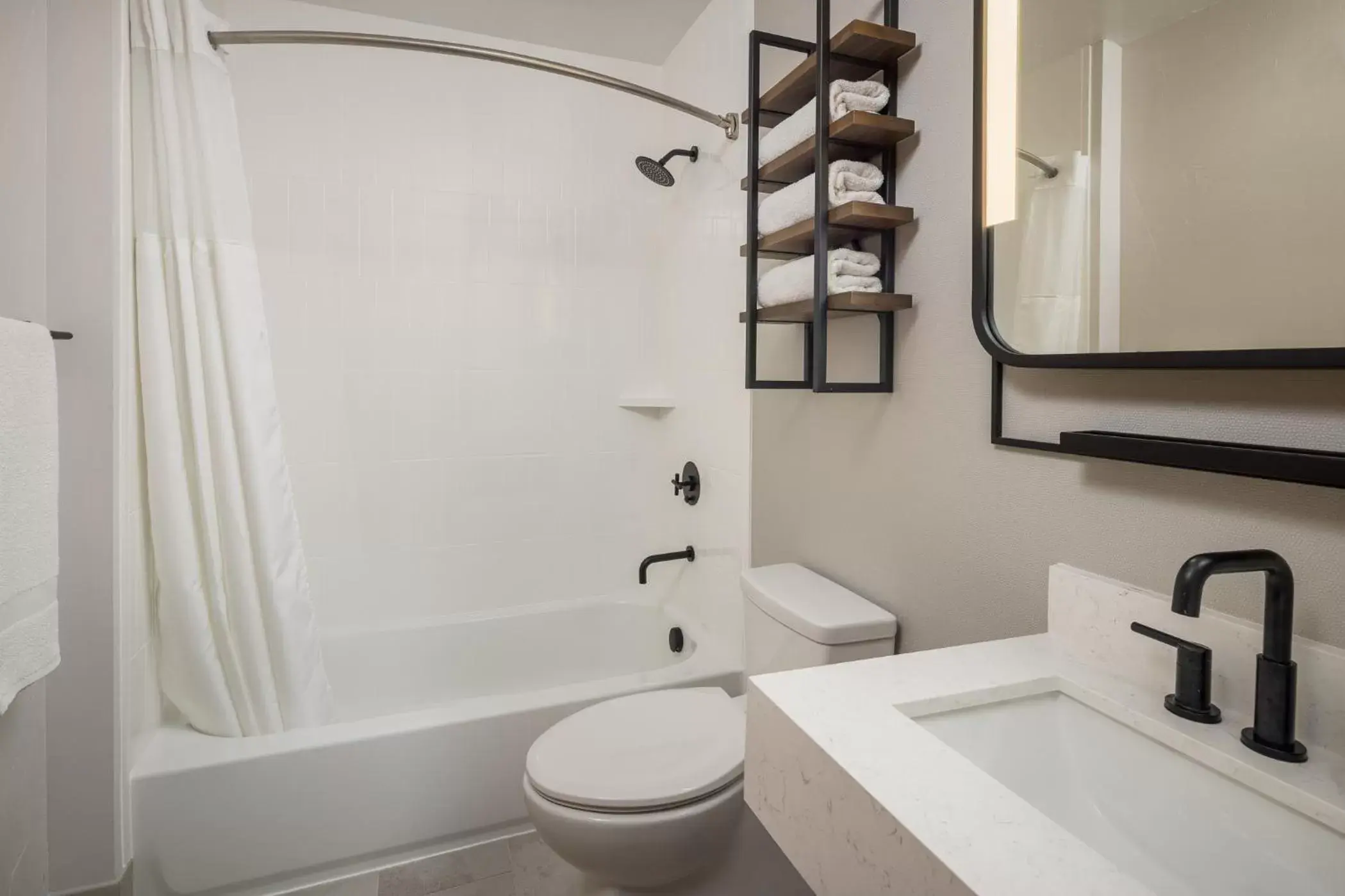 Bathroom in River Canyon Lodge