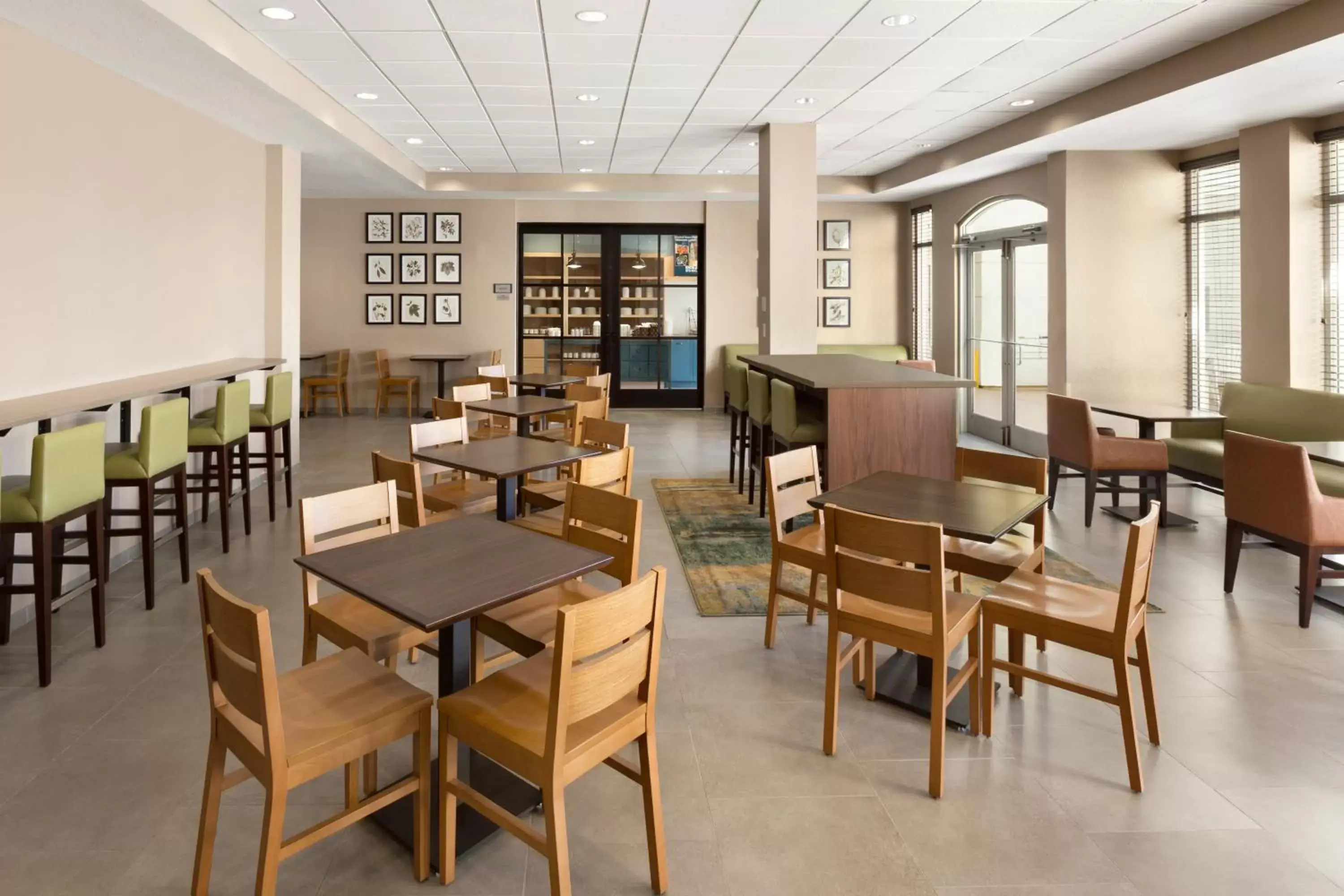 Dining area, Restaurant/Places to Eat in Country Inn & Suites by Radisson, Port Canaveral, FL