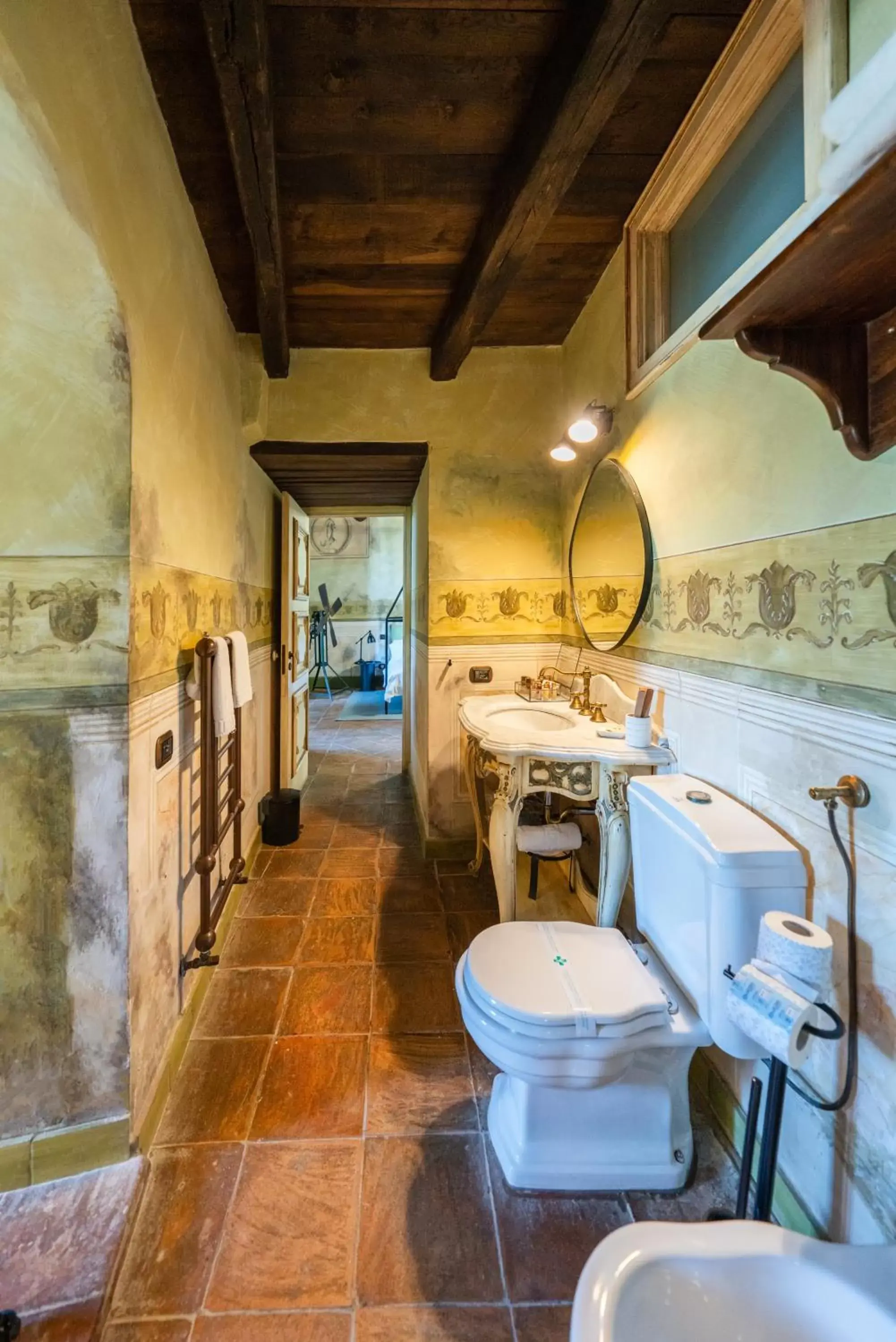 Bathroom in Castello di Limatola