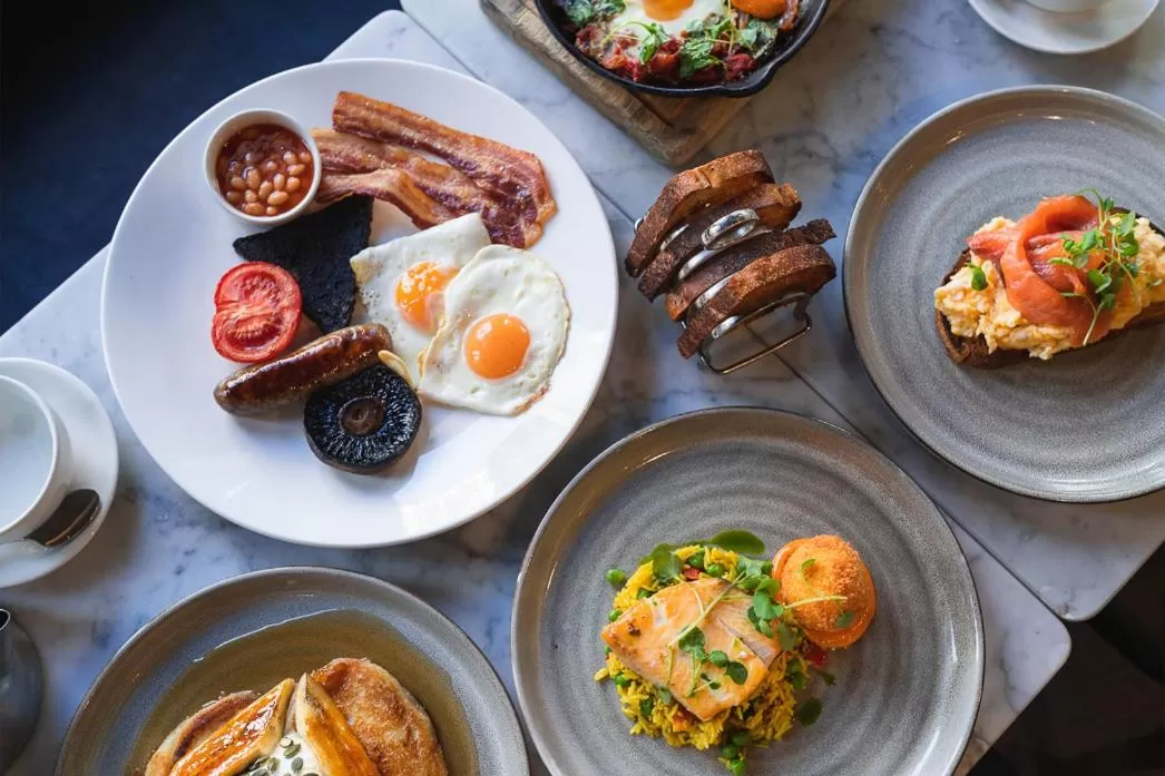 Breakfast in The Ginger Pig