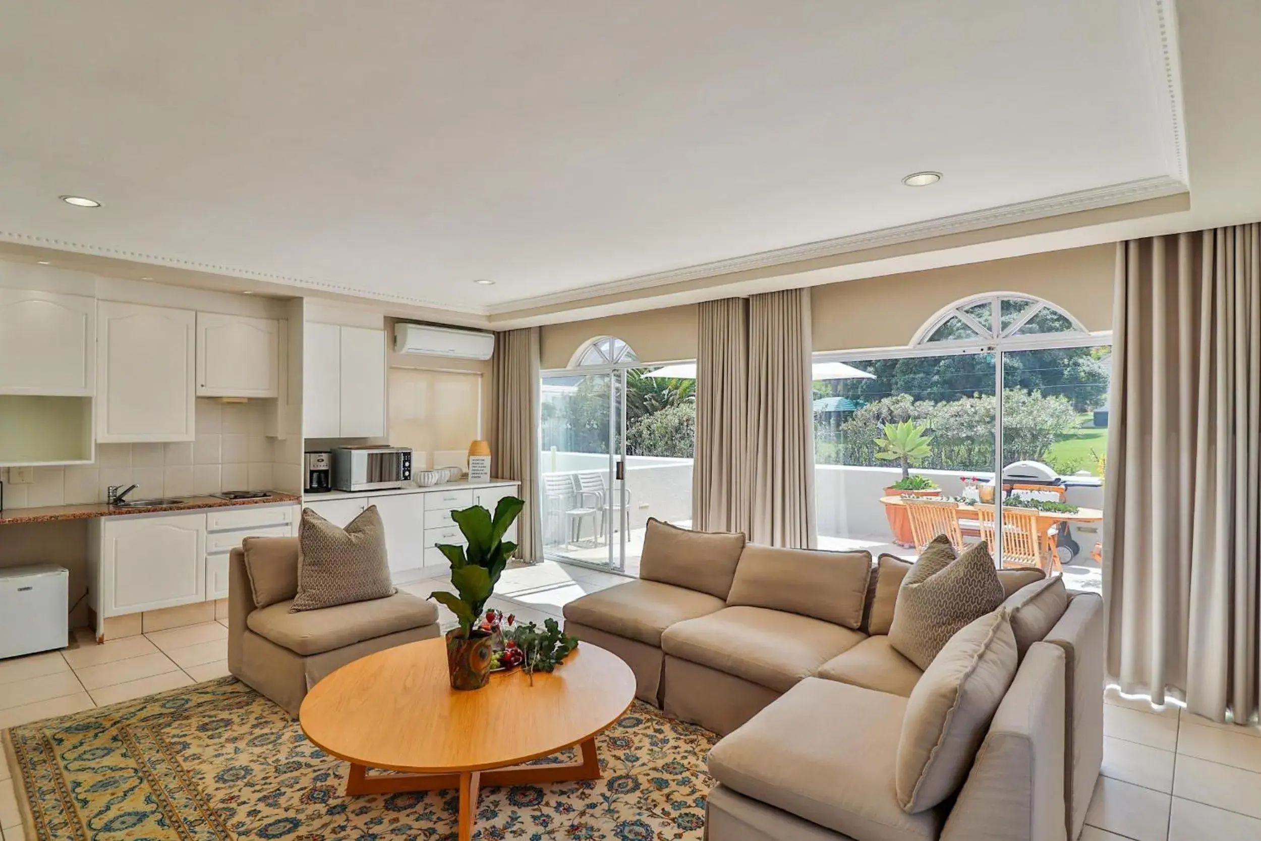 Seating Area in Hermanus Beachfront Lodge