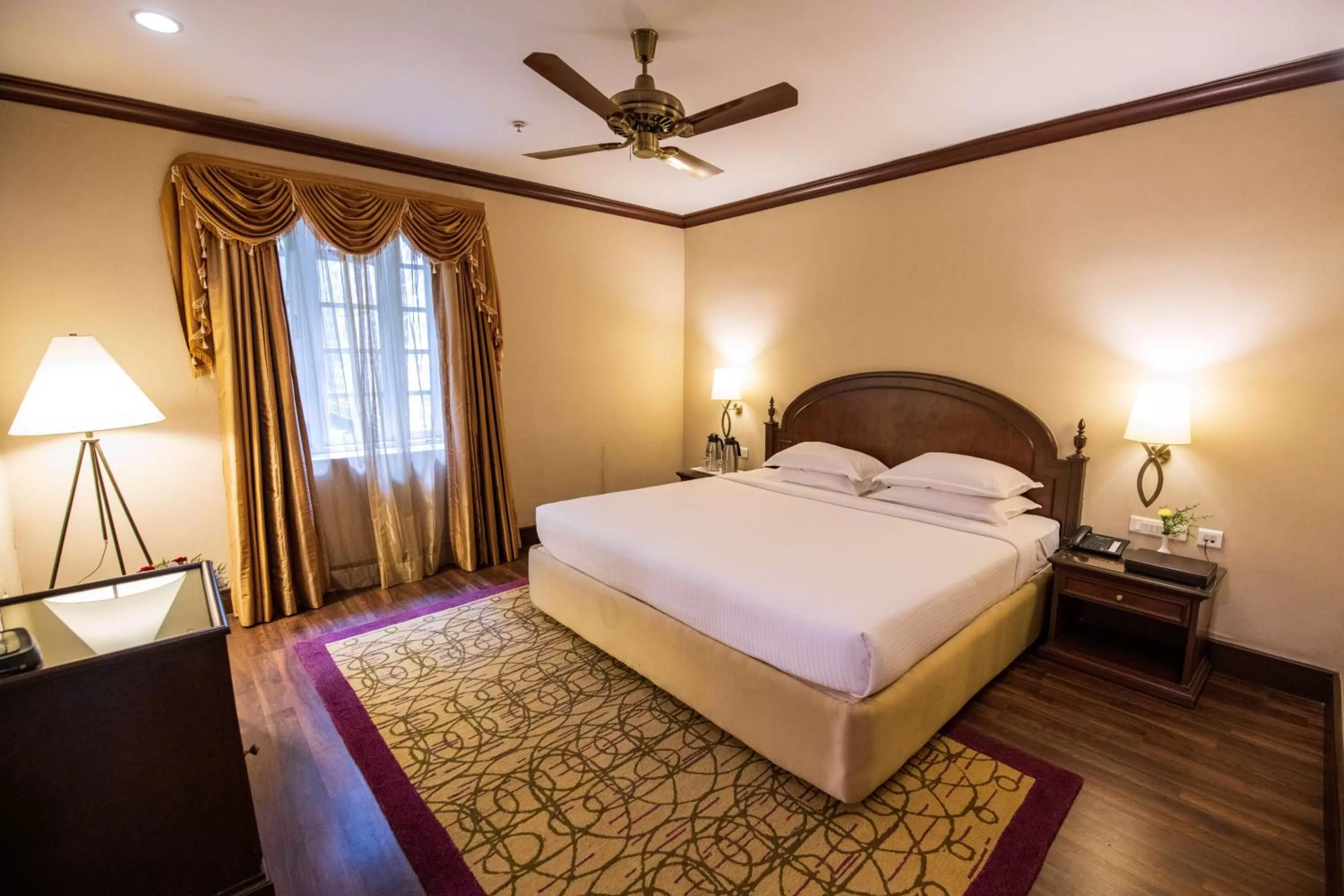 Bedroom, Bed in The Carlton Kodaikanal