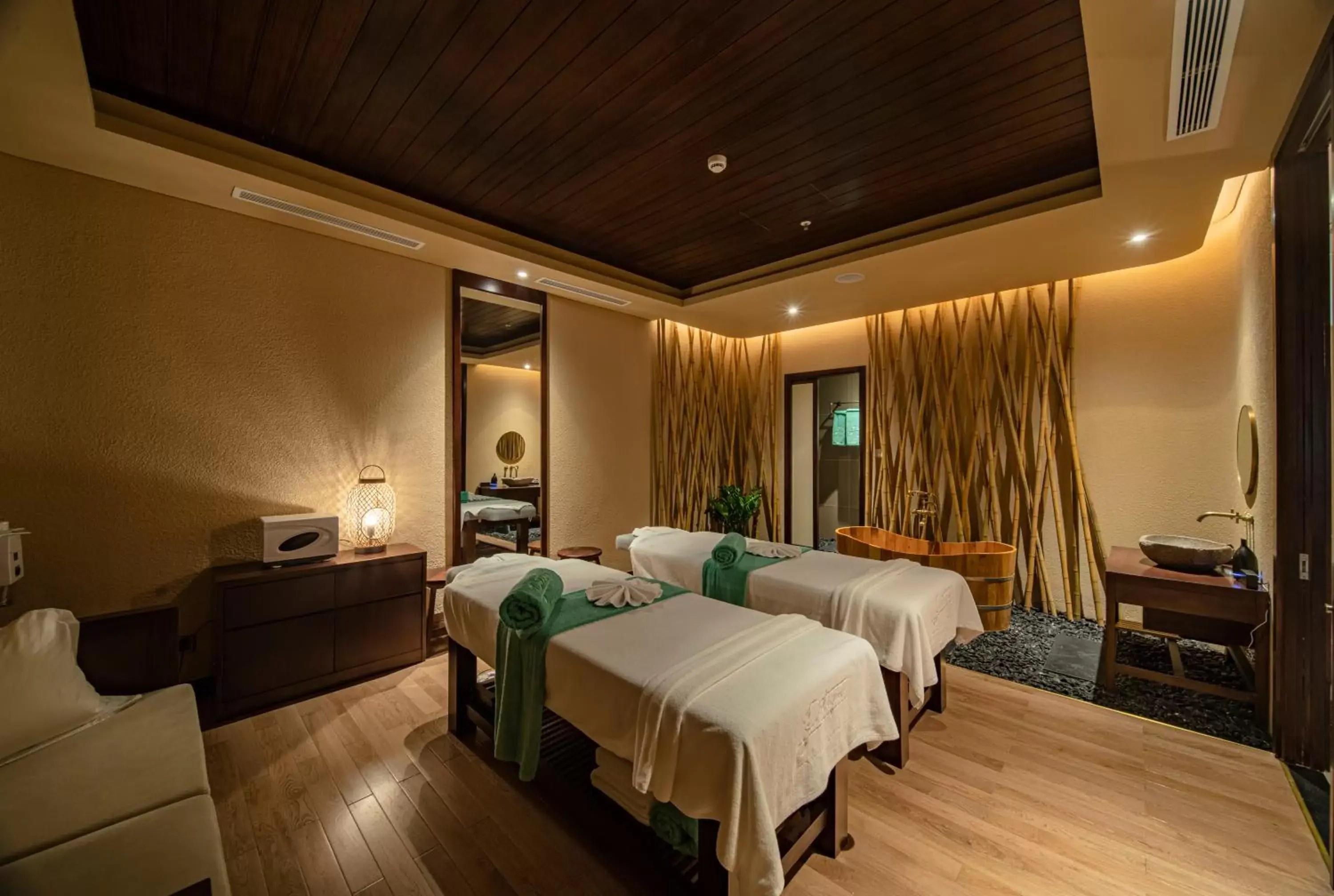 Spa and wellness centre/facilities, Bed in Potique Hotel