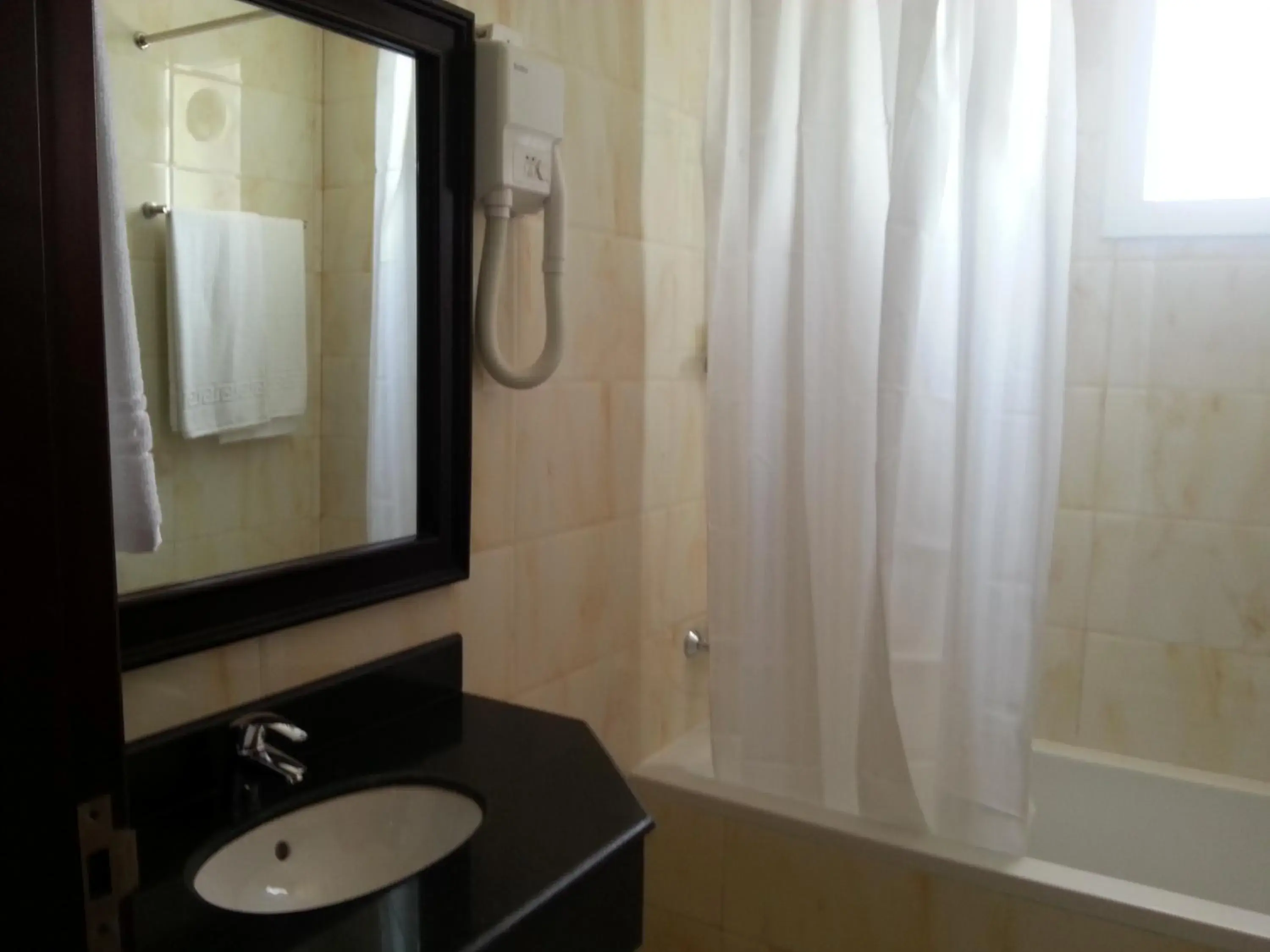 Bathroom in Muscat International Hotel Plaza