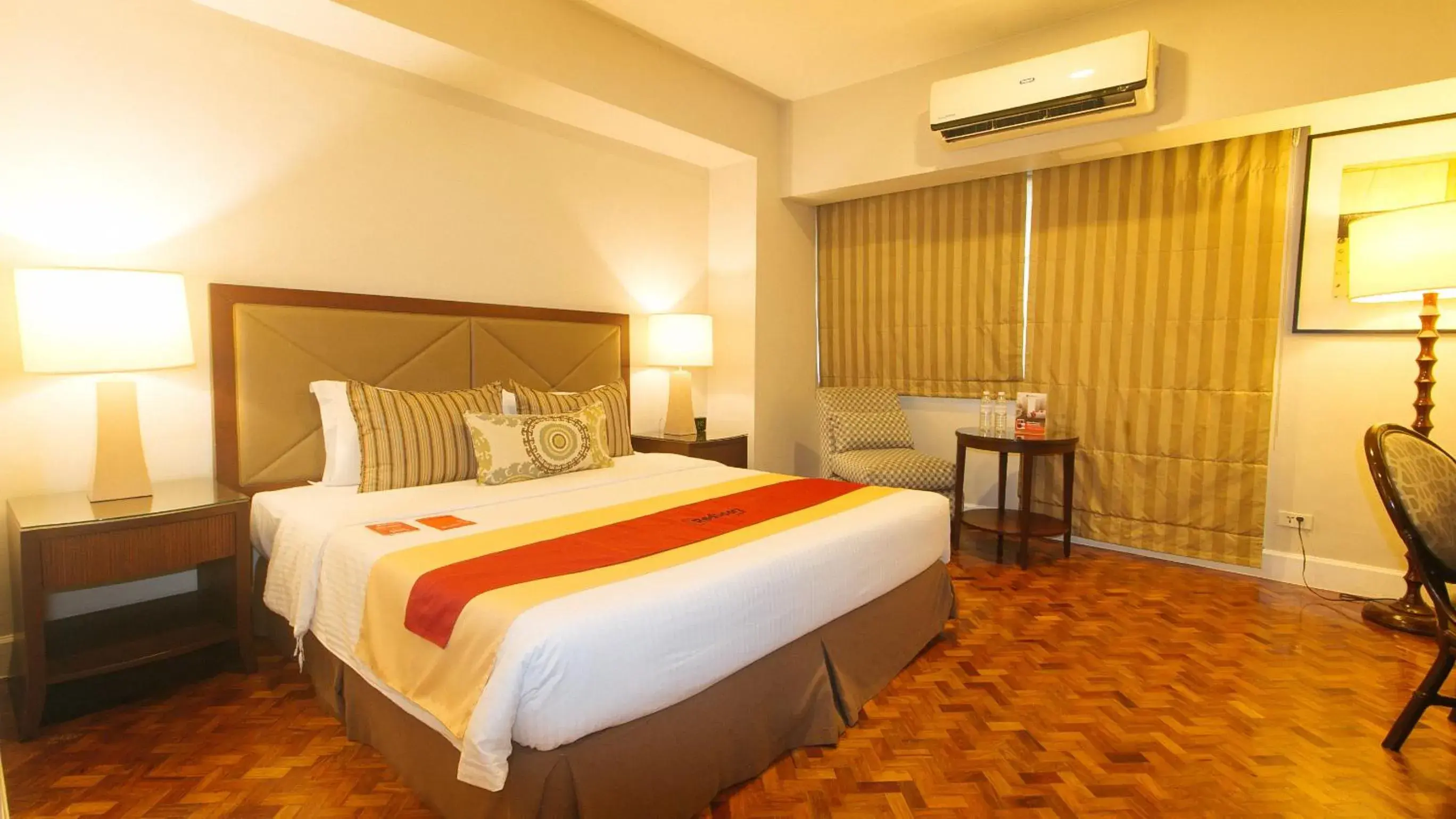 Bedroom, Bed in RedDoorz Premium @ The Residences Olympia Makati