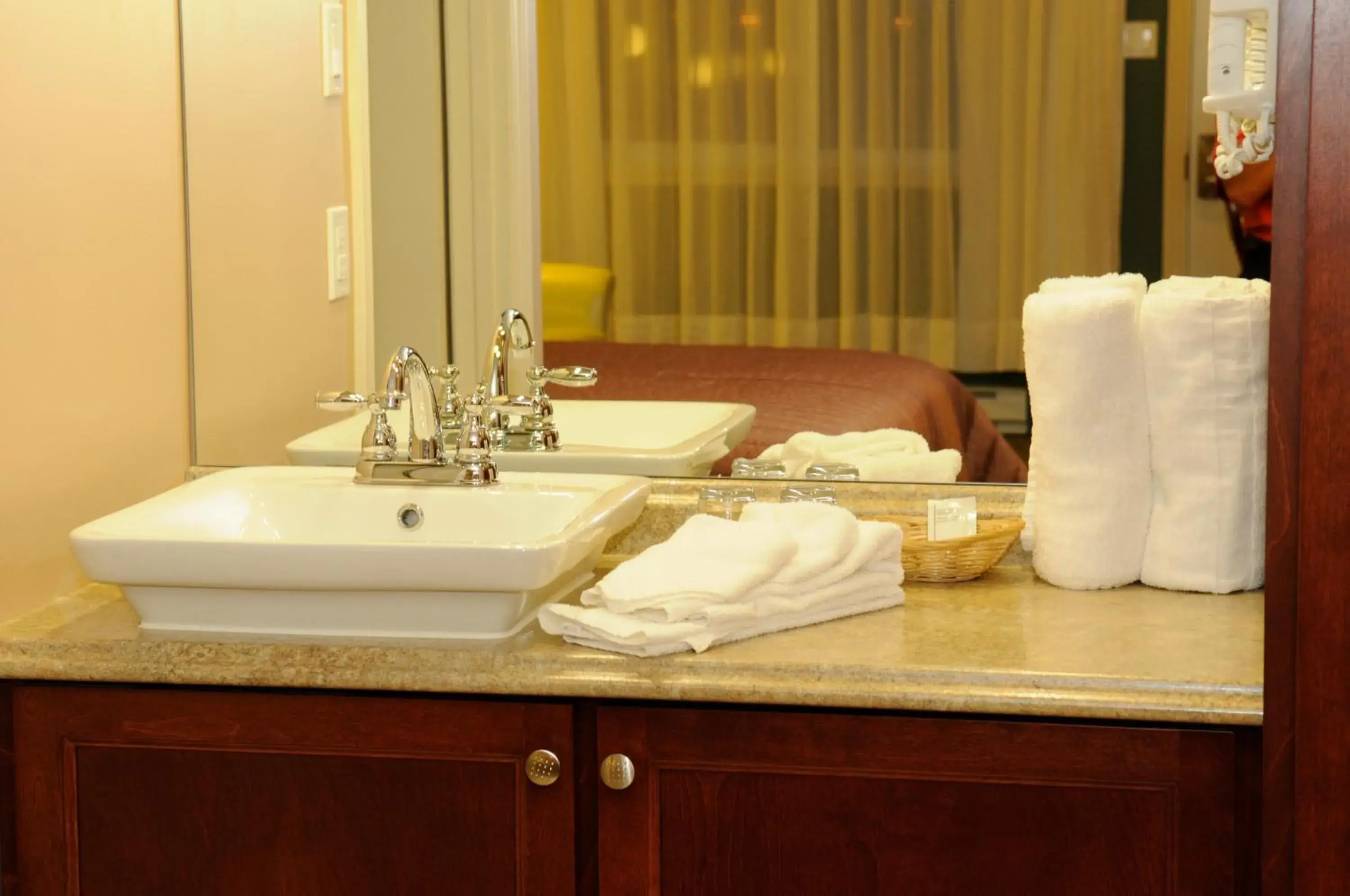 Bathroom in Hotel-Motel Drummond