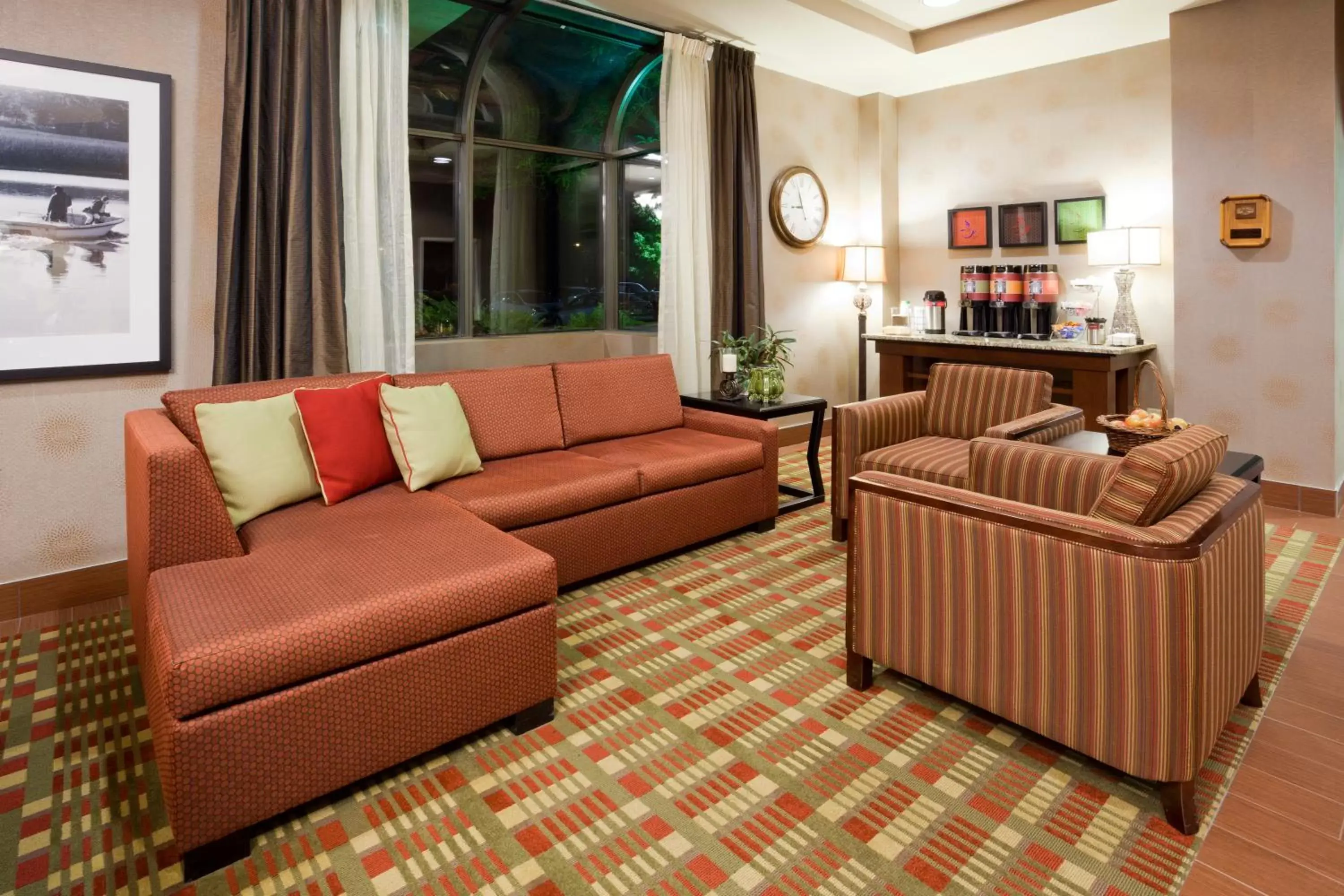 Lobby or reception, Seating Area in Best Western Plus St. Paul North/Shoreview