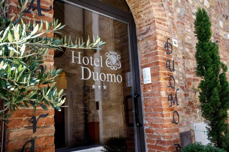 Facade/entrance in Albergo Duomo