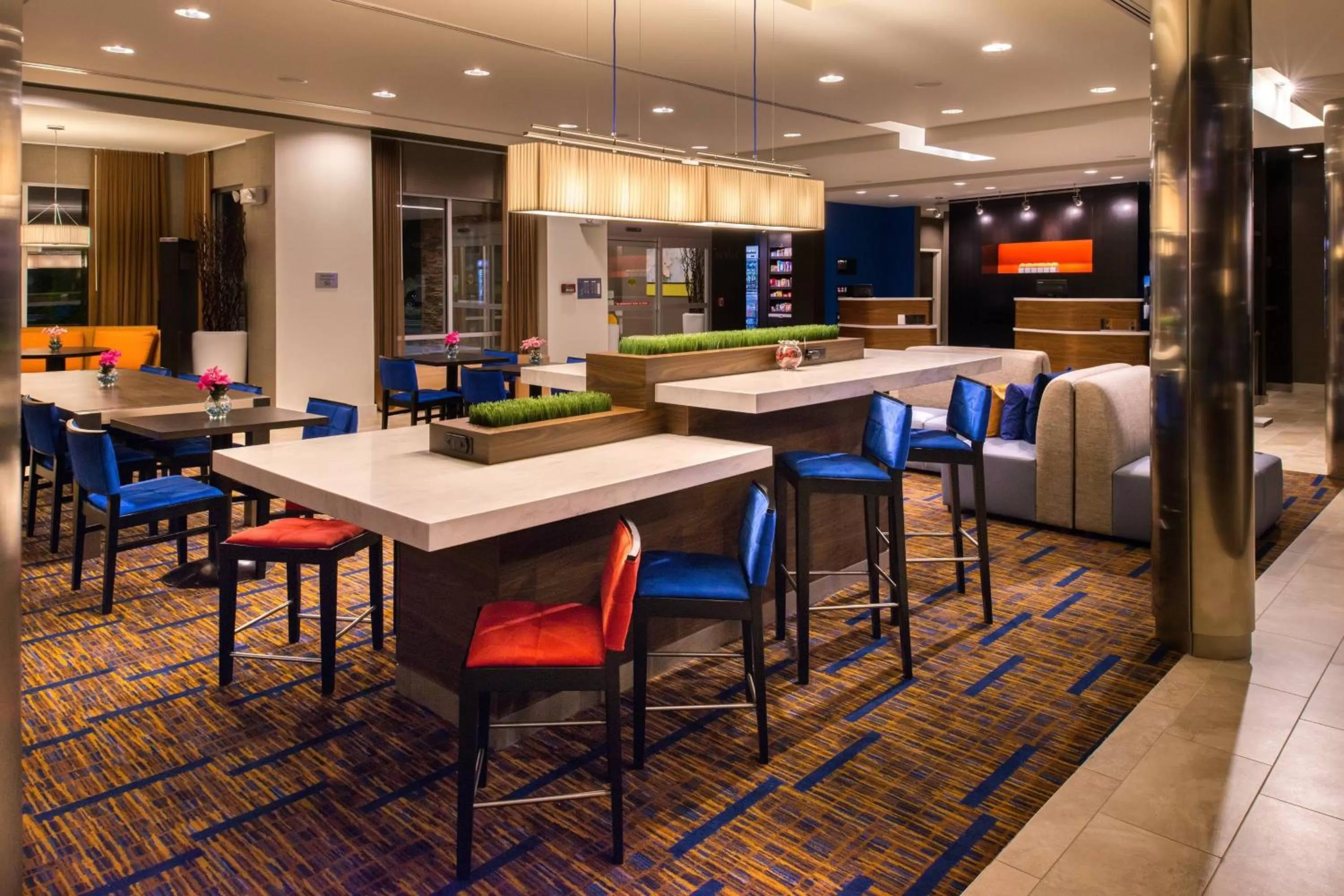 Restaurant/places to eat in Courtyard by Marriott Hot Springs