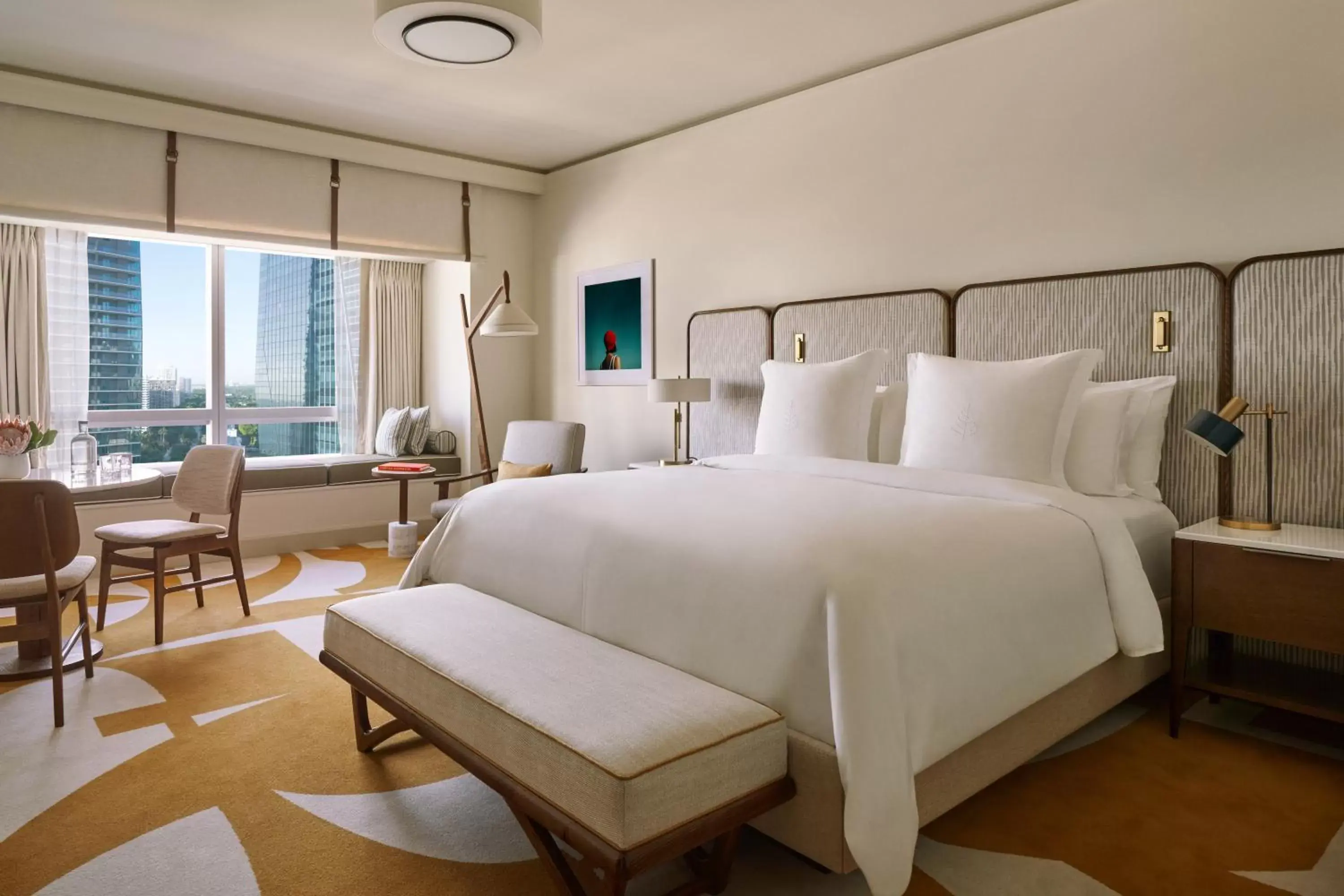 Bedroom, Bed in Four Seasons Hotel Miami