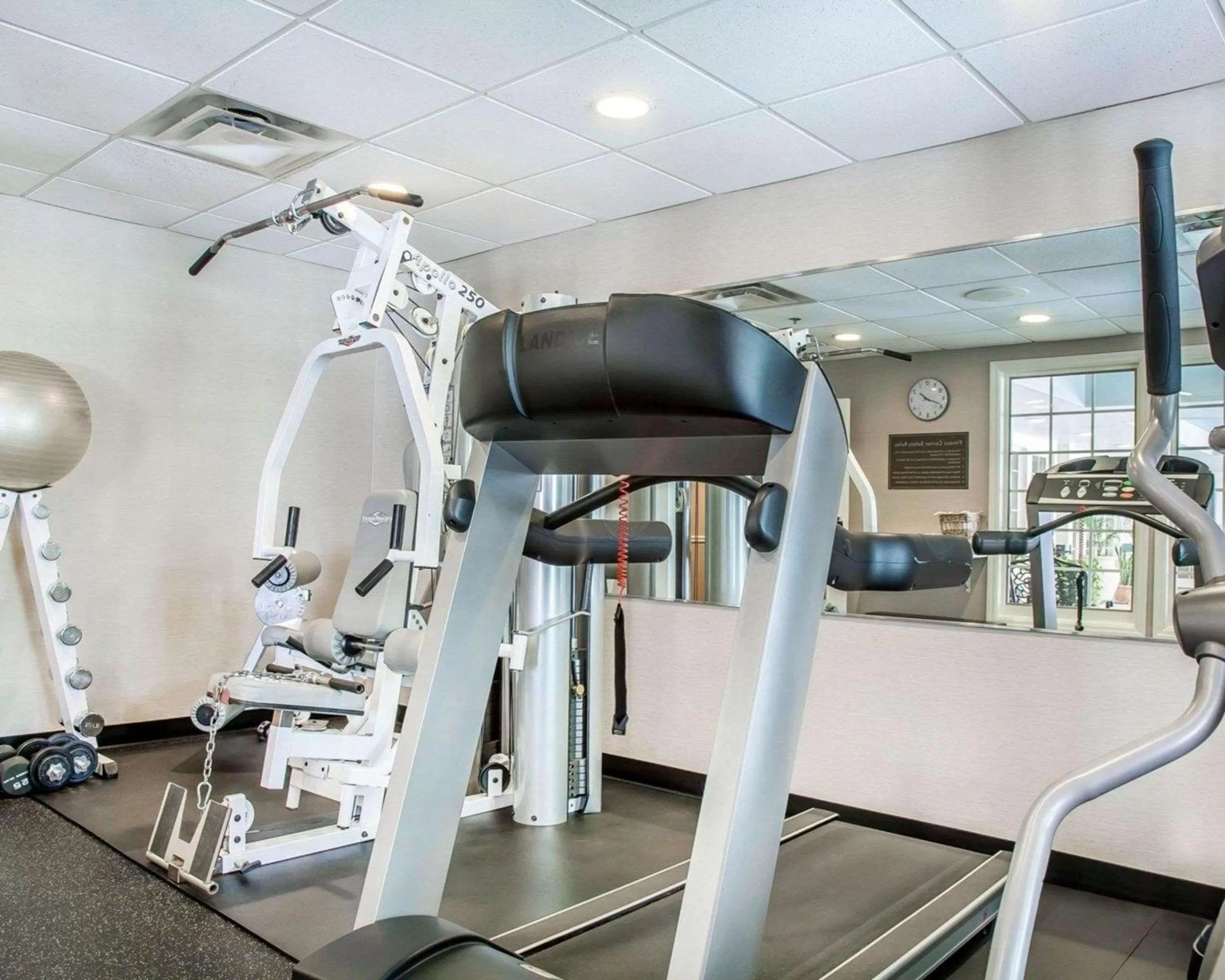 Fitness centre/facilities in Comfort Inn & Suites Sturbridge-Brimfield
