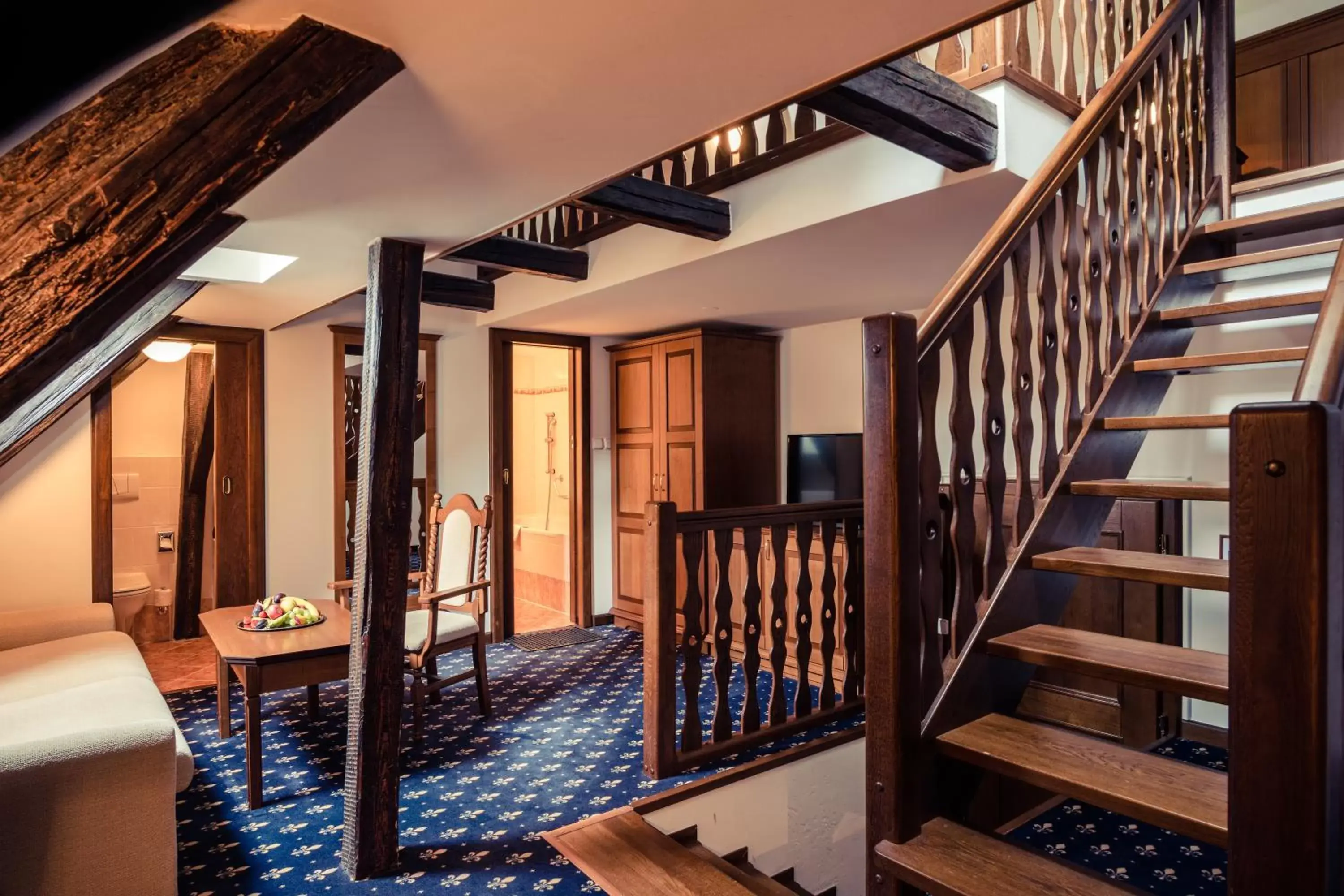 Living room in Gold Living room in Gold