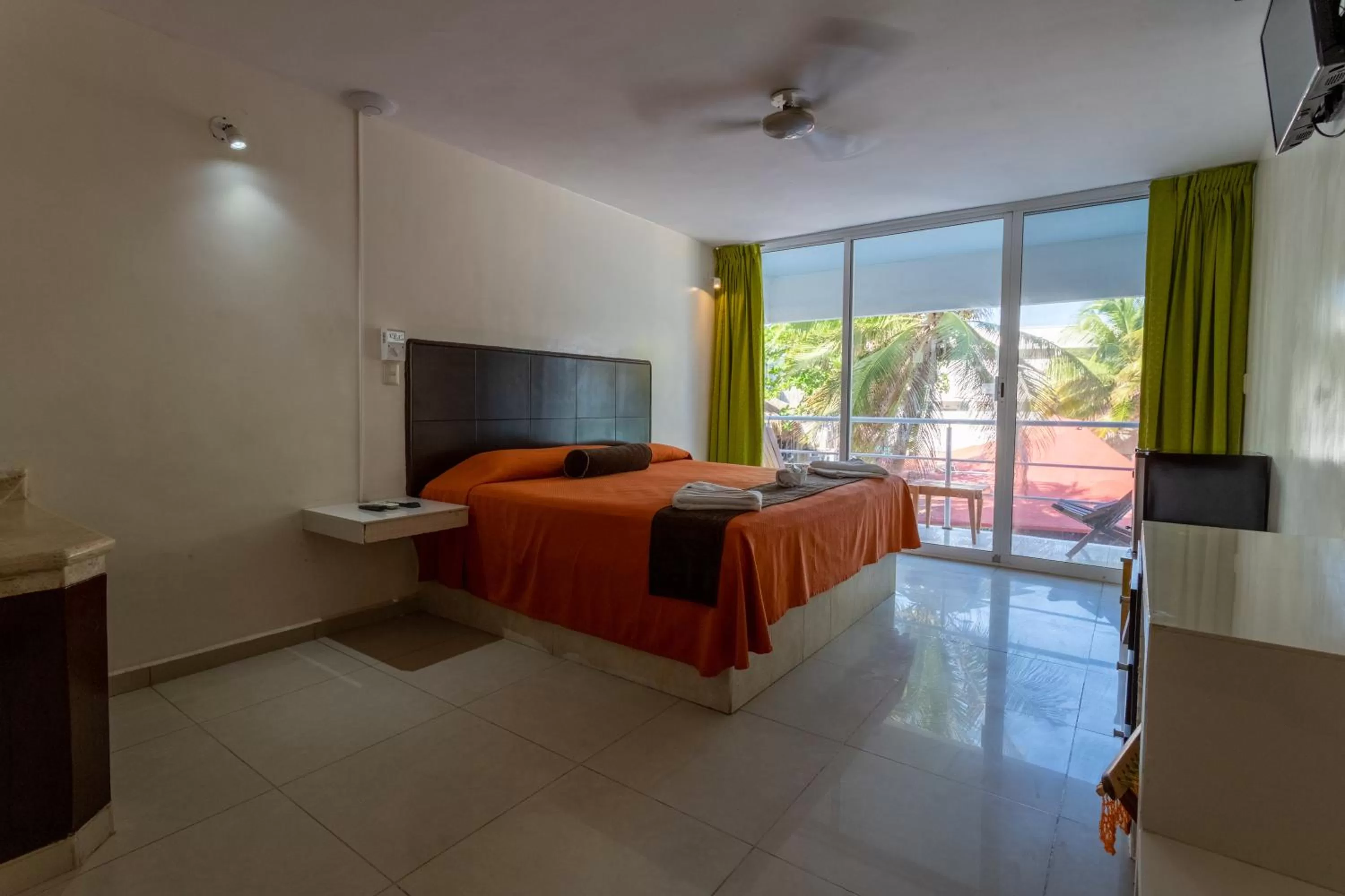 Photo of the whole room, Bed in Kay Hotel