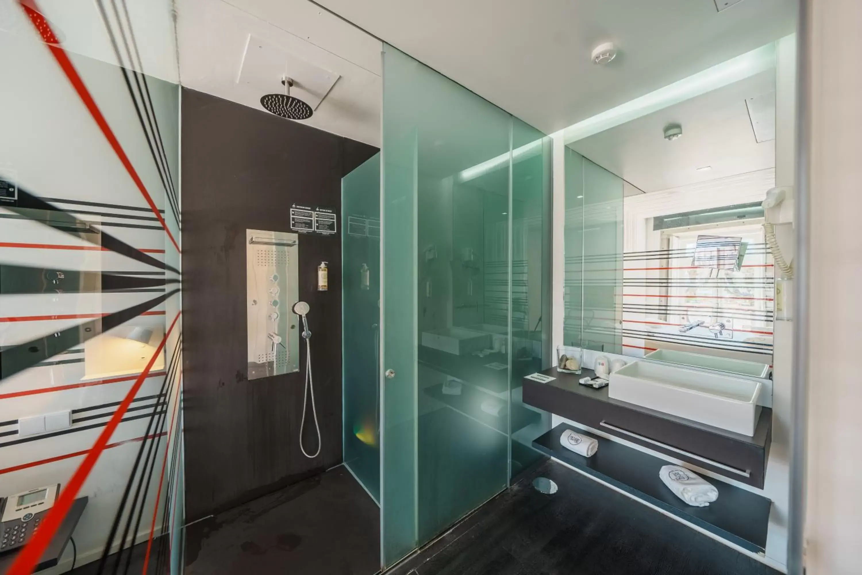 Bathroom in Design & Wine Hotel