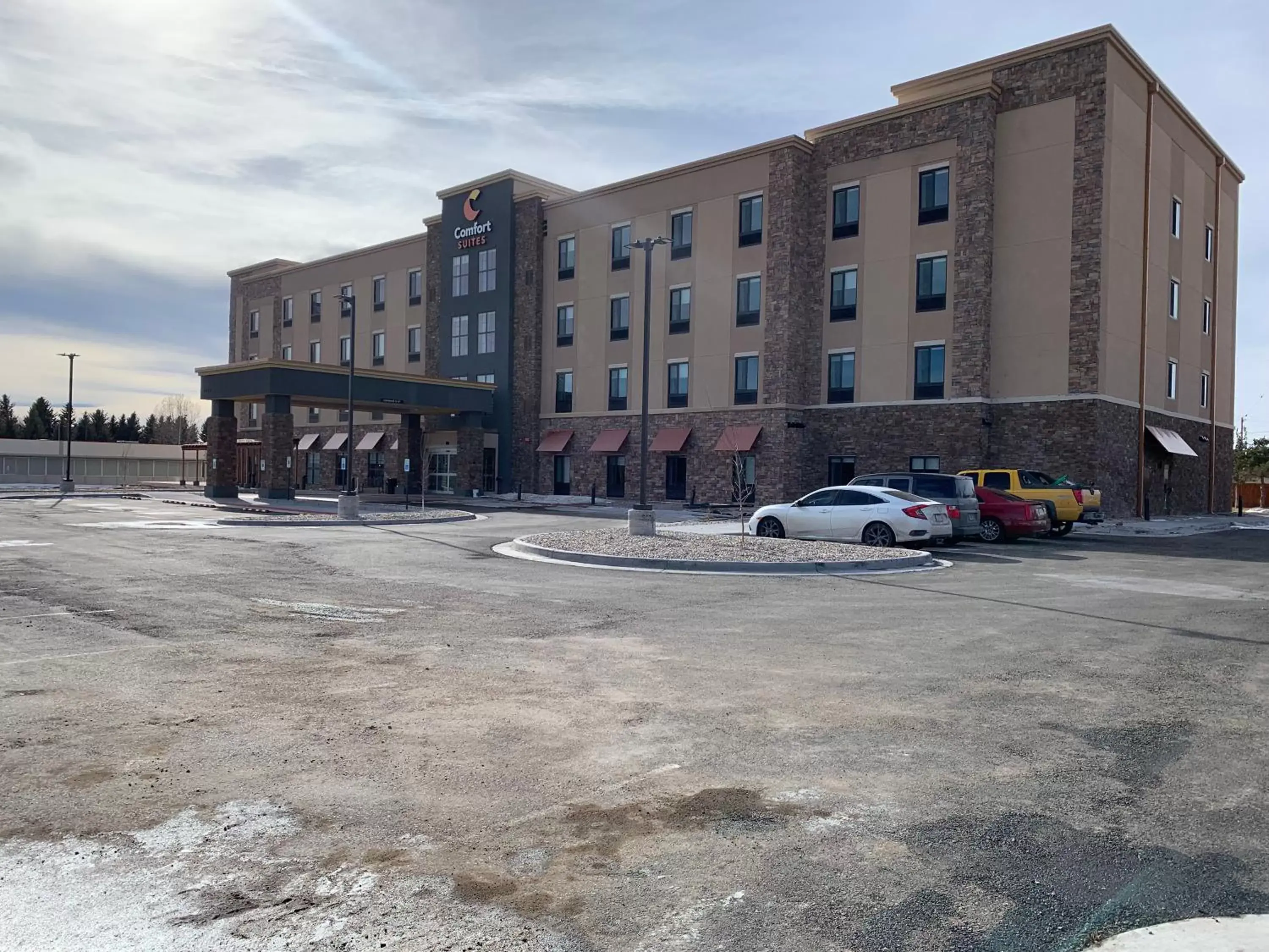 Property Building in Comfort Suites