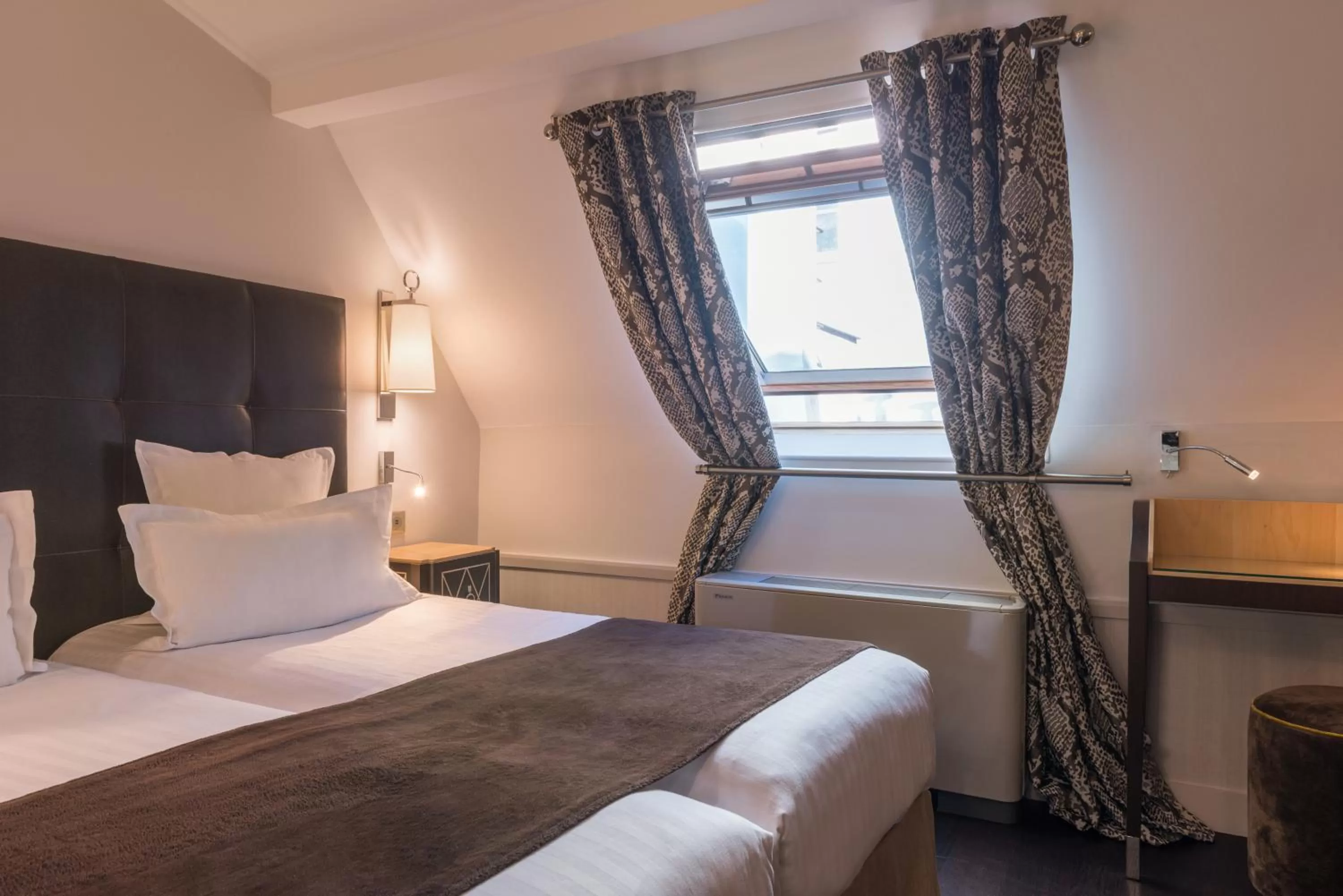 Bed in Crystal Hotel