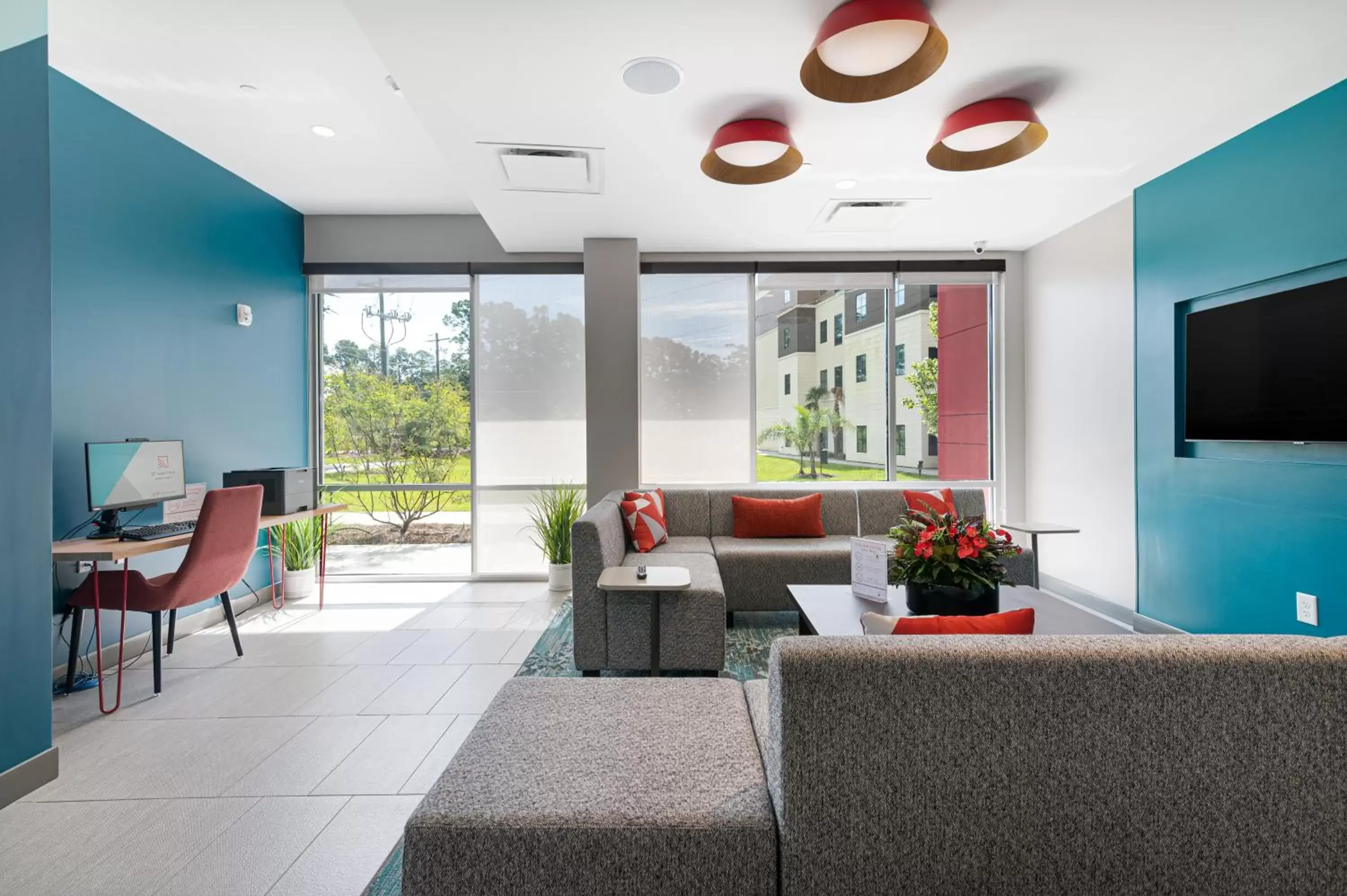 Seating area in avid hotels - Summerville, an IHG Hotel