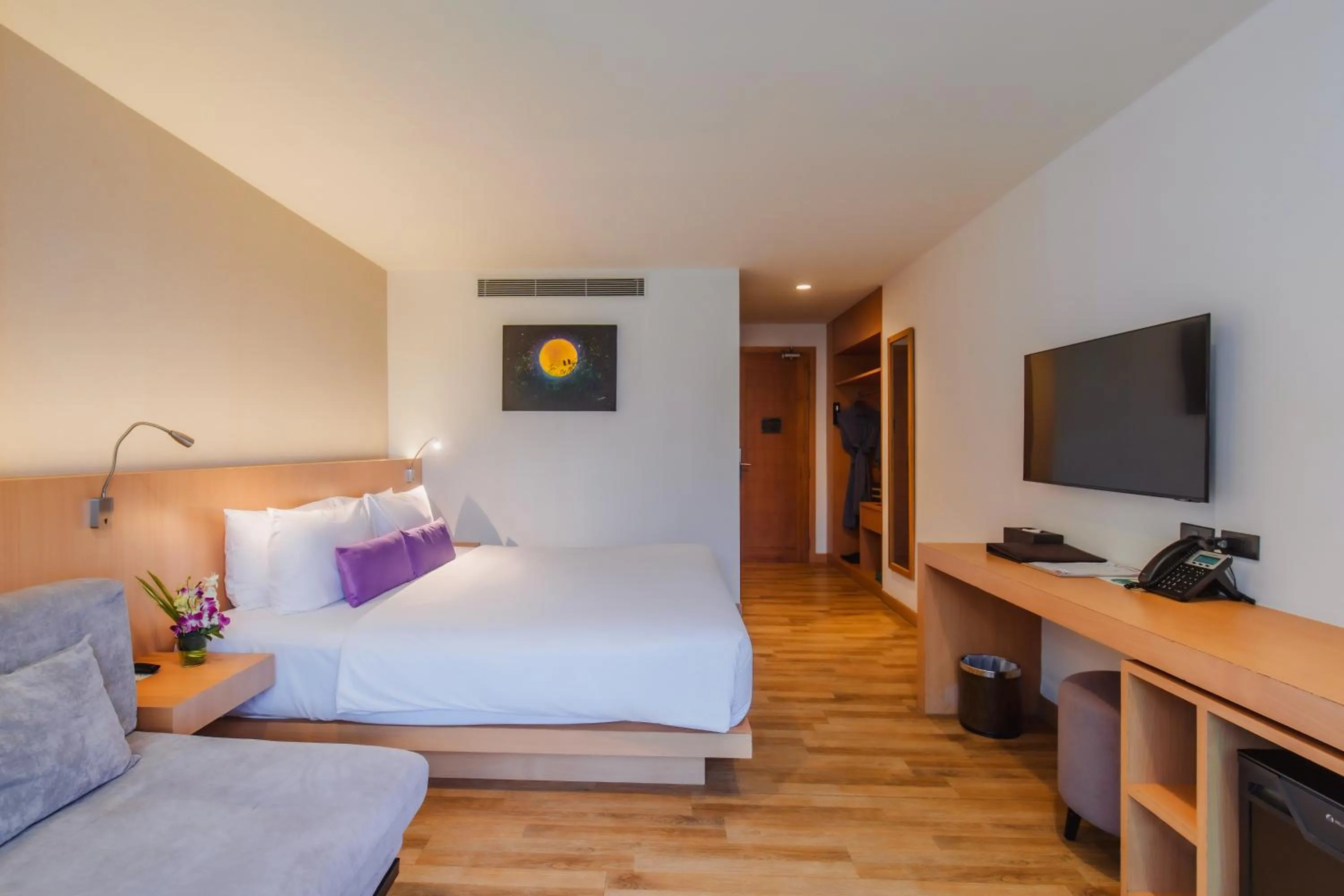 Bed in The Lunar Patong