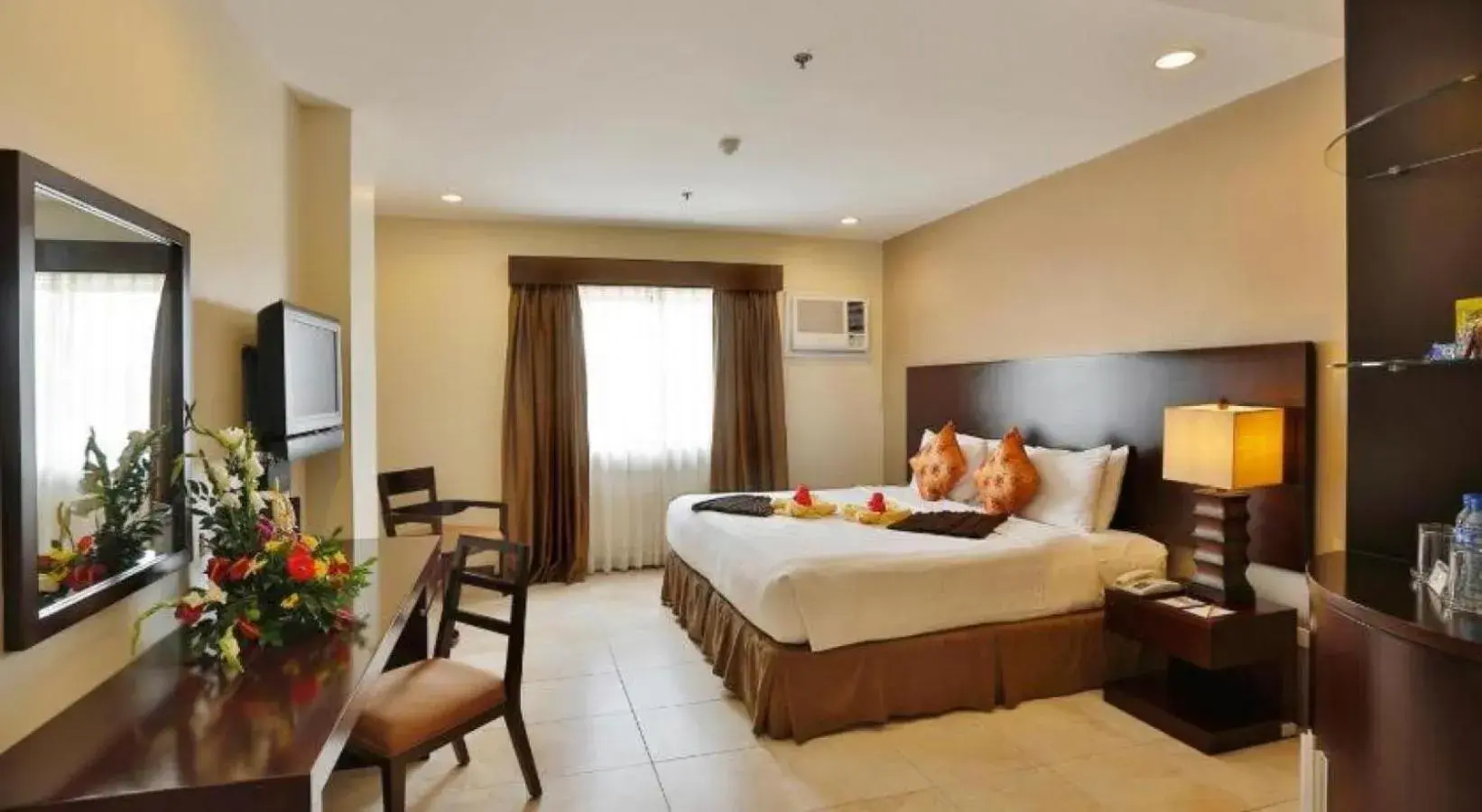 Alpa City Suites Hotel