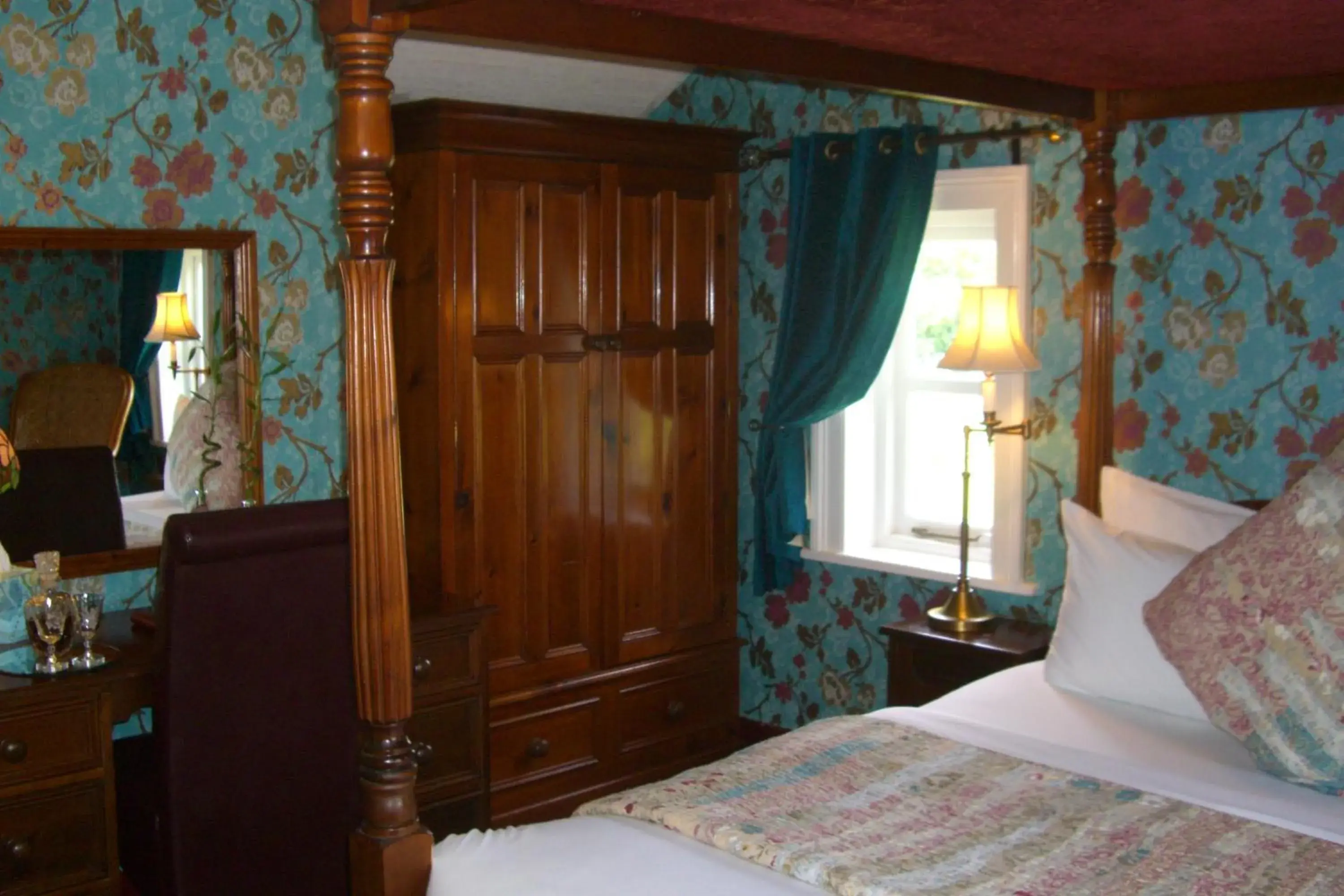 Decorative detail, Room Photo in Ash Farm Country House