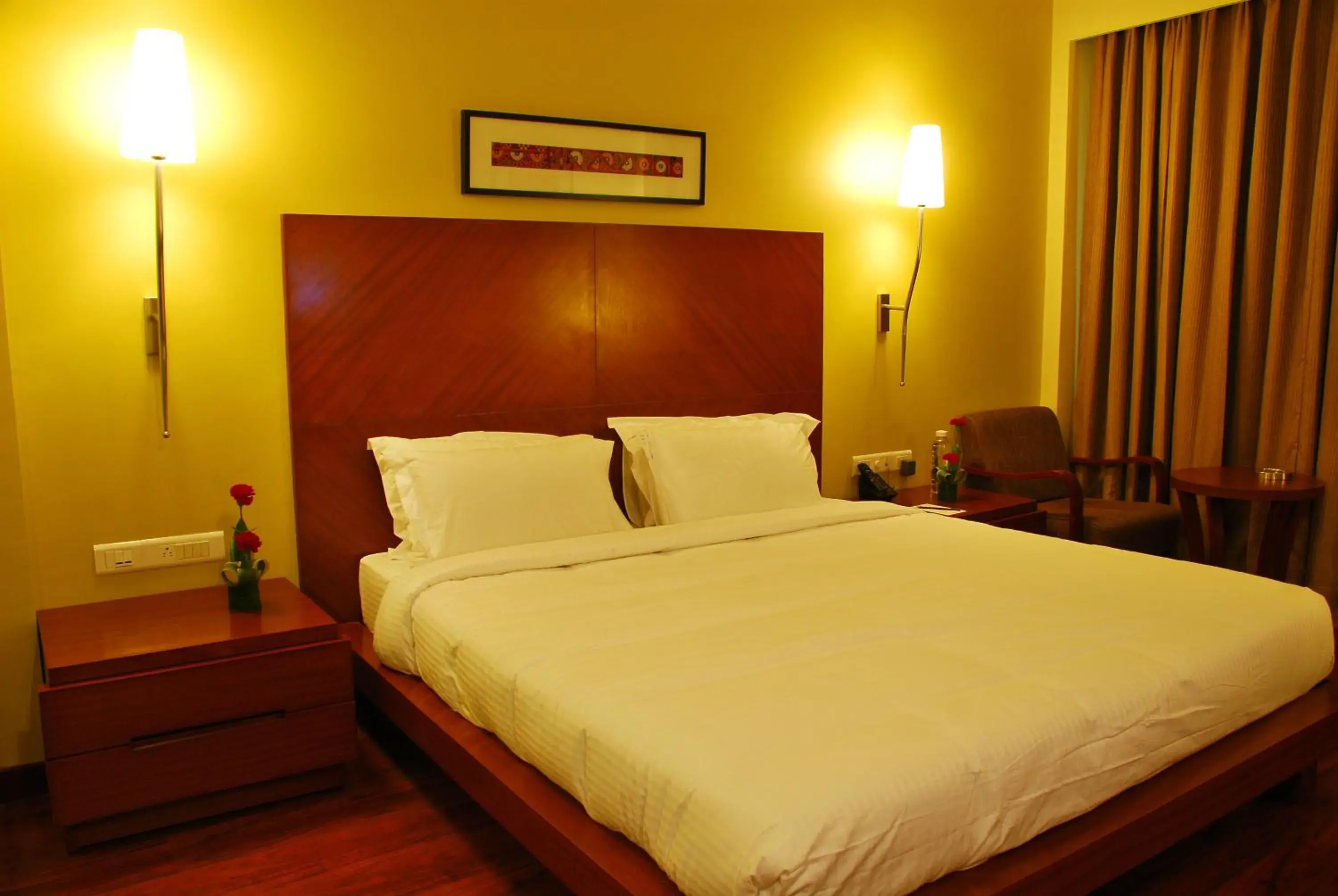 Bedroom in Hotel Cambay Grand - Kukas