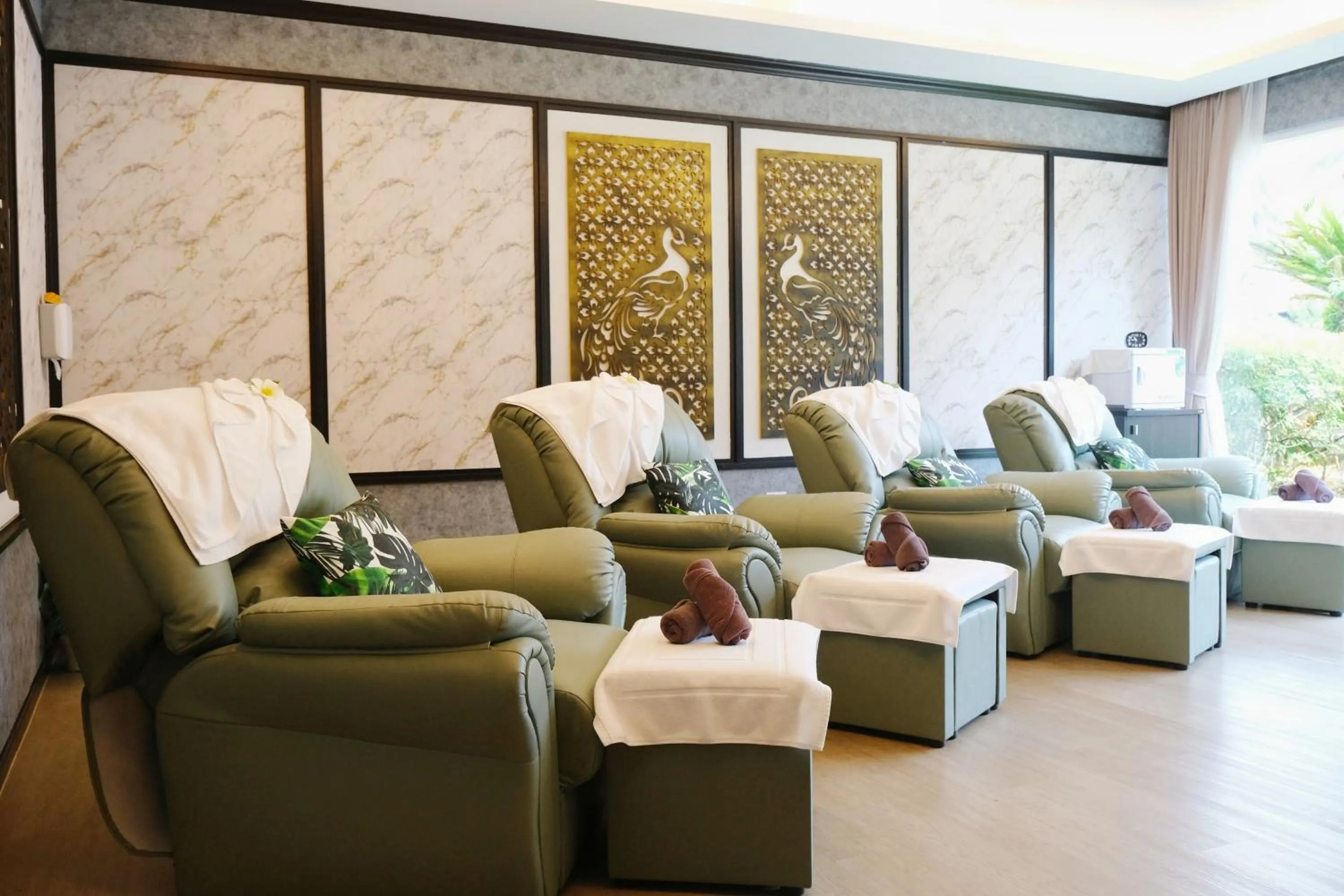 Massage in R-Mar Resort and Spa Patong, Phuket