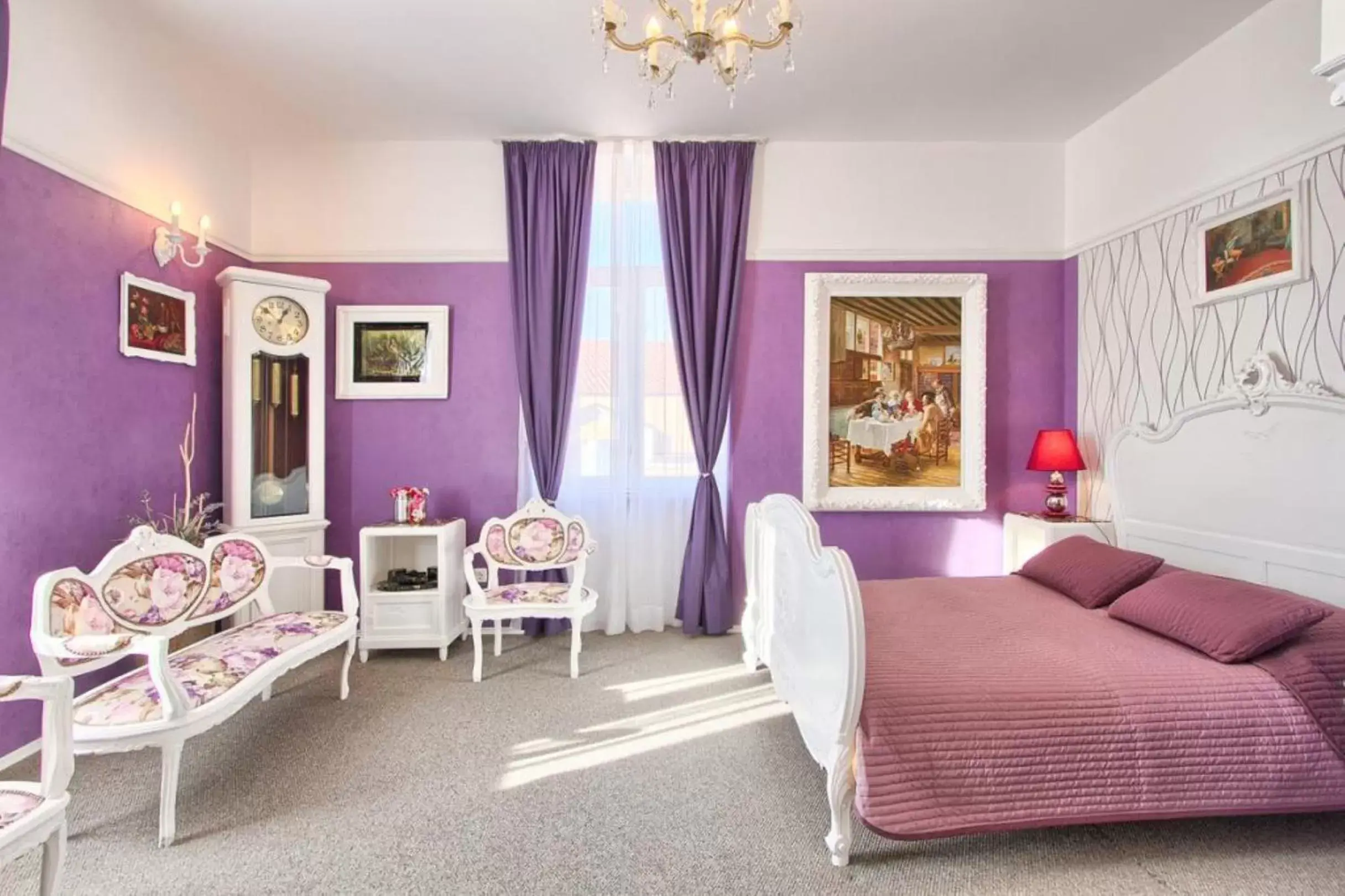 Shower, Bed in Hotel Galija Shower, Bed in Hotel Galija