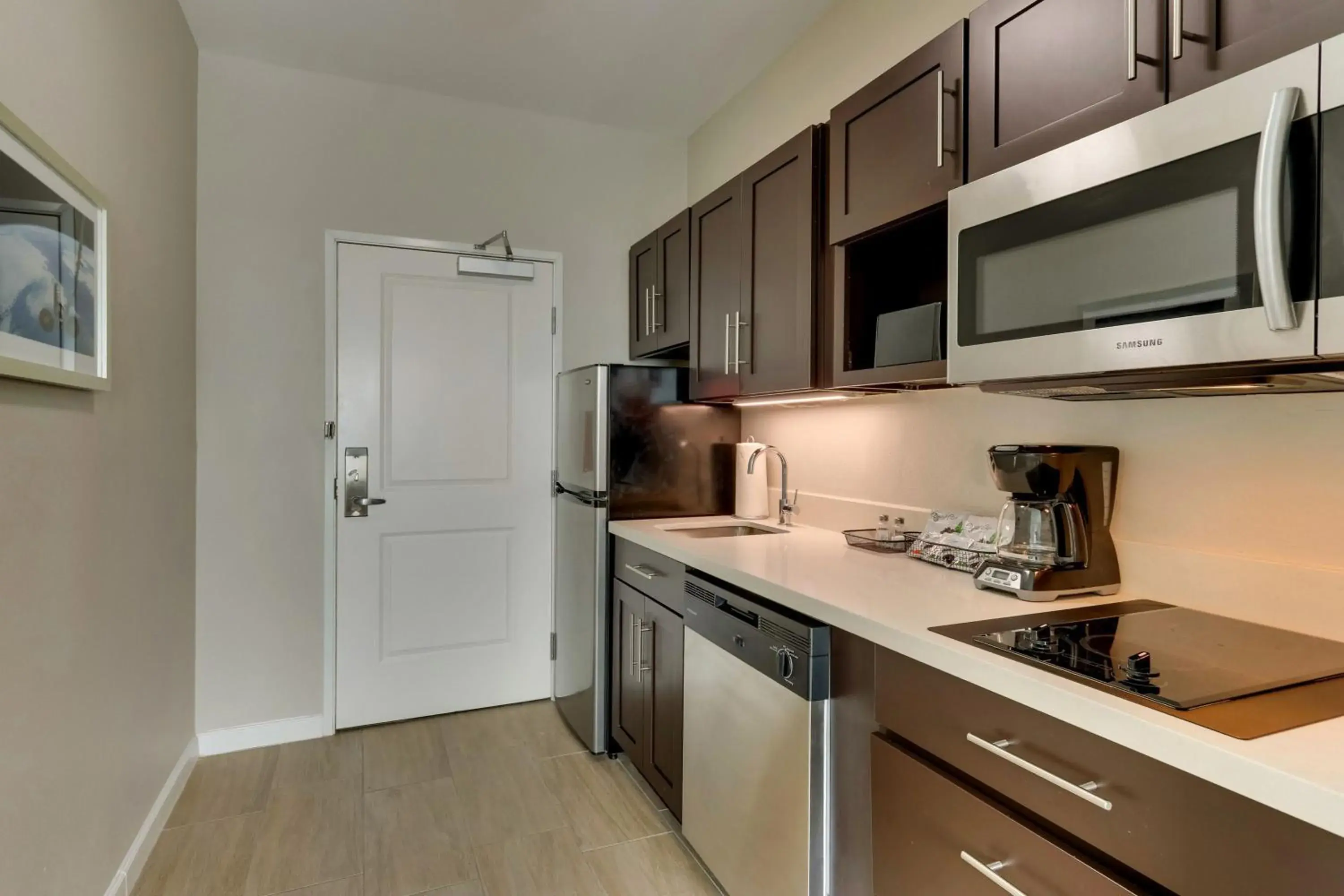 Bedroom, Kitchen/Kitchenette in TownePlace Suites by Marriott Houston I-10 East