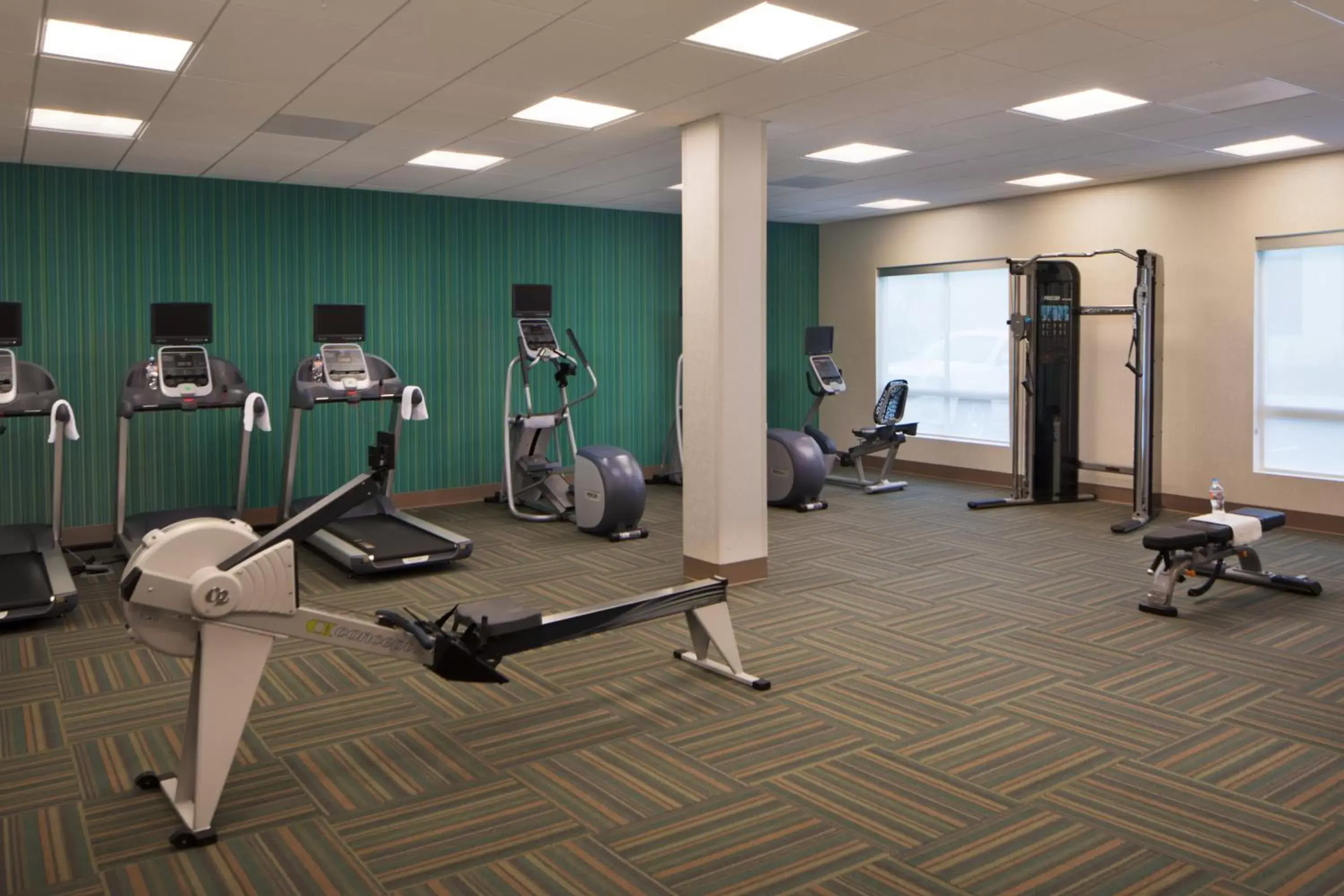 Fitness centre/facilities, Fitness Center/Facilities in Holiday Inn Express & Suites - Portland Airport - Cascade Stn, an IHG Hotel