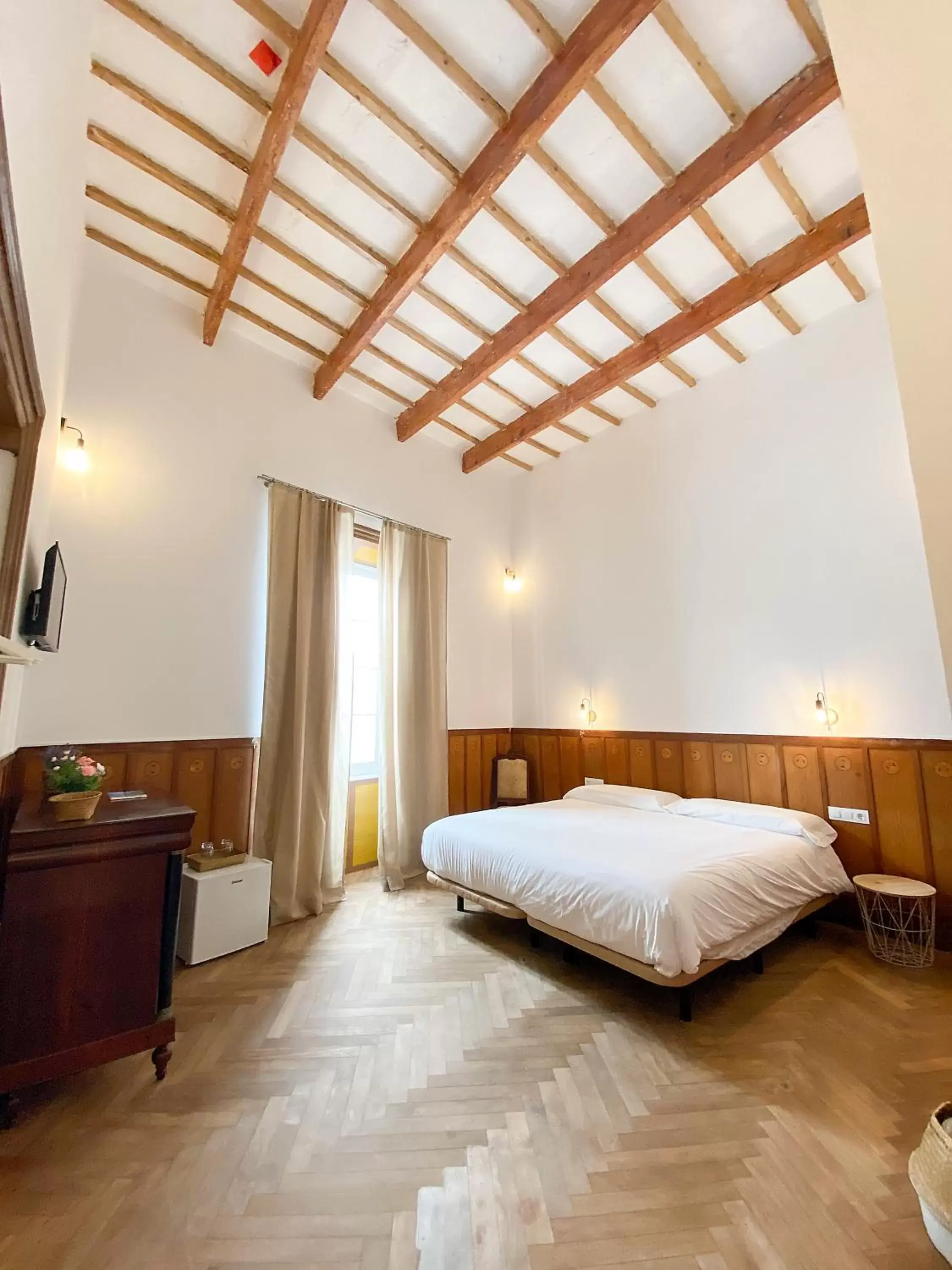 Property building, Bed in Hotel Nou Sant Antoni