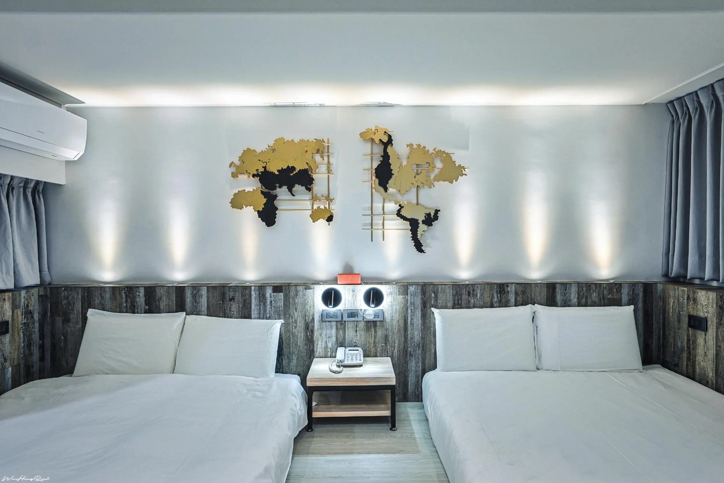 Bed in 亞馨文旅 近東大門夜市 有免費停車場 可自助入住