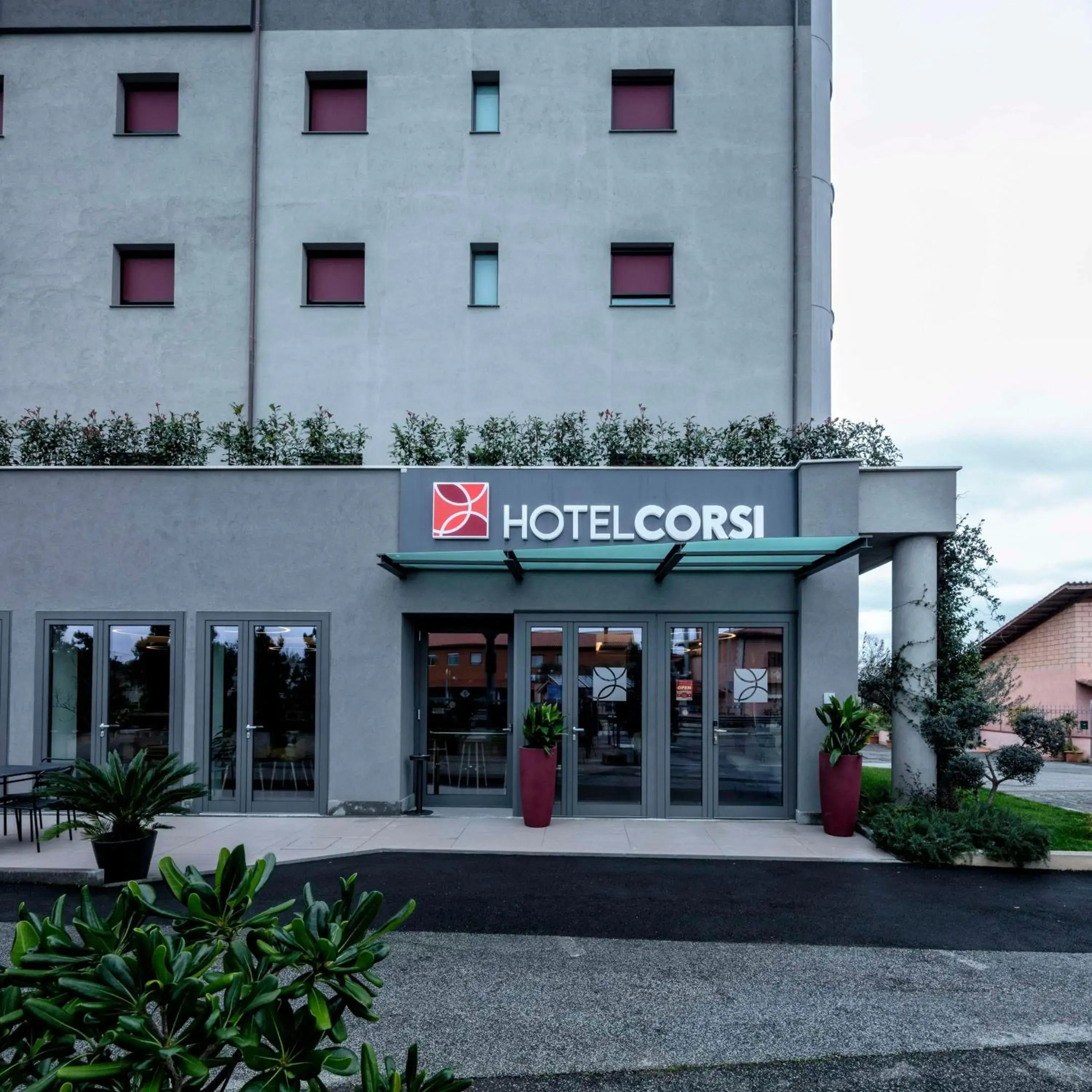 Property Building in Best Western Hotel Corsi