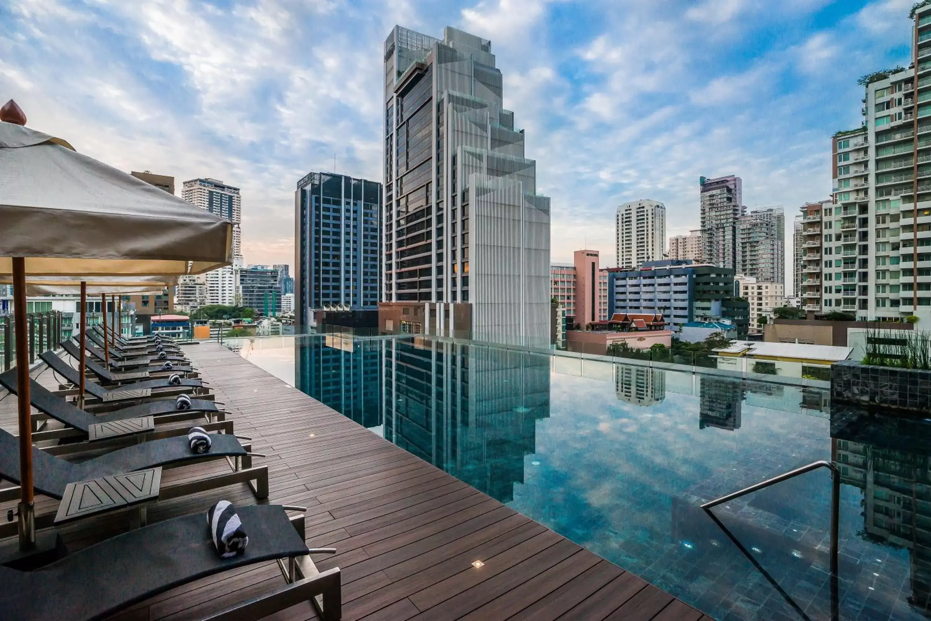 City view, Swimming Pool in SKYVIEW Hotel Bangkok - Em District