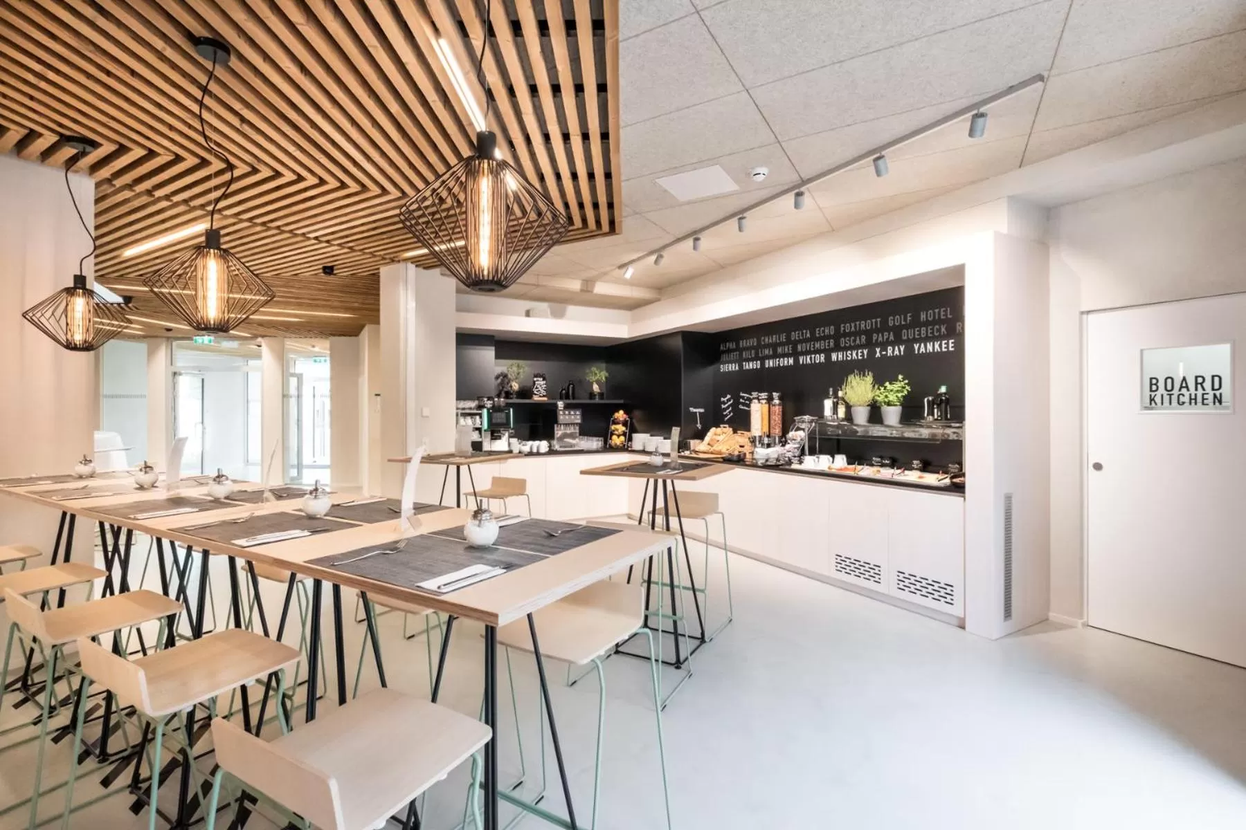 Restaurant/places to eat in Airbase Hotel